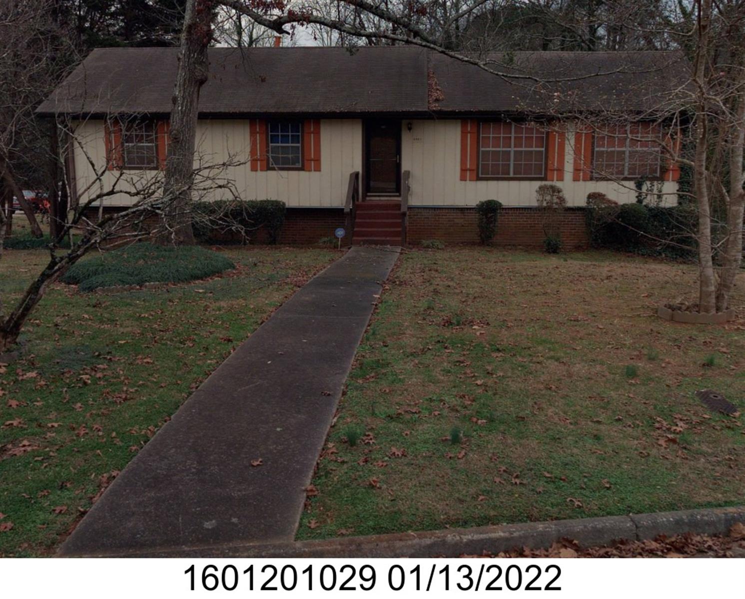 3401 Moravia Dr, Lithonia, GA 30038-2642