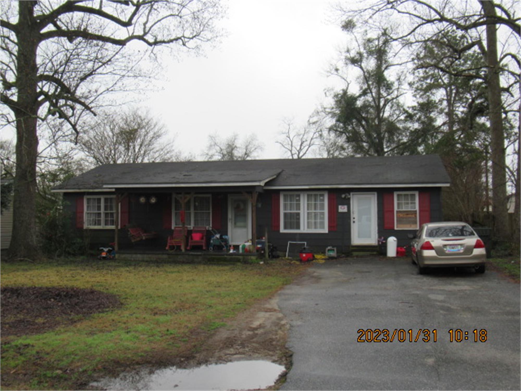 347 Sellers St Sw, Pelham, GA 31779-1834