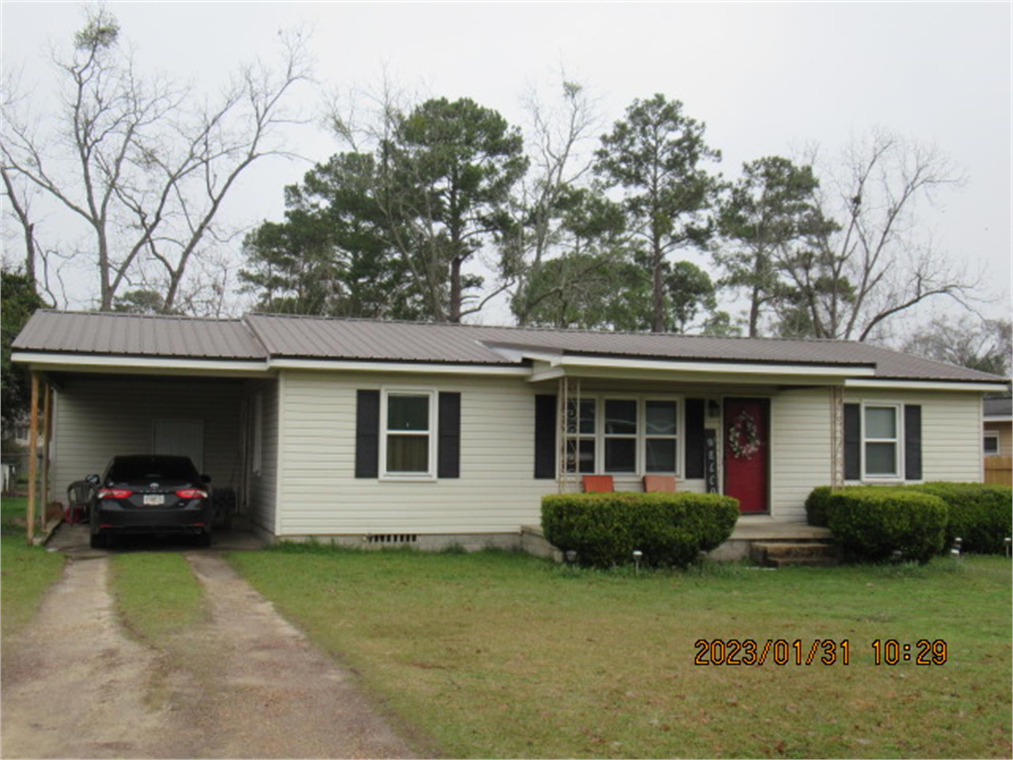 330 Sellers St Sw, Pelham, GA 31779-1835