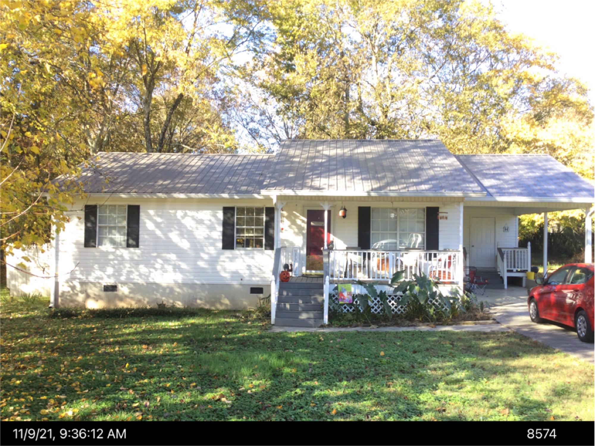 211 Circle Valley Dr Se, Calhoun, GA 30701-4551