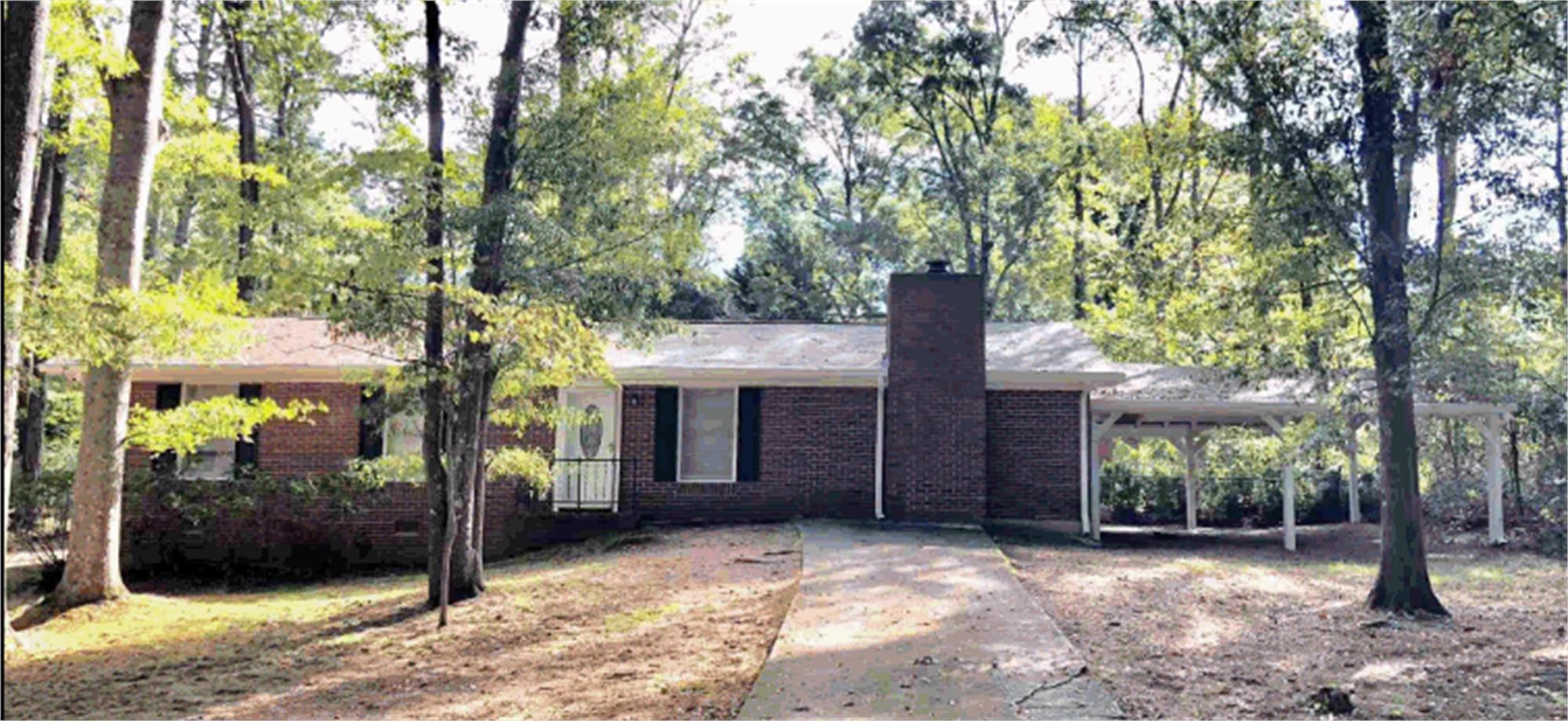 1306 Coke St, Oxford, GA 30054-2008