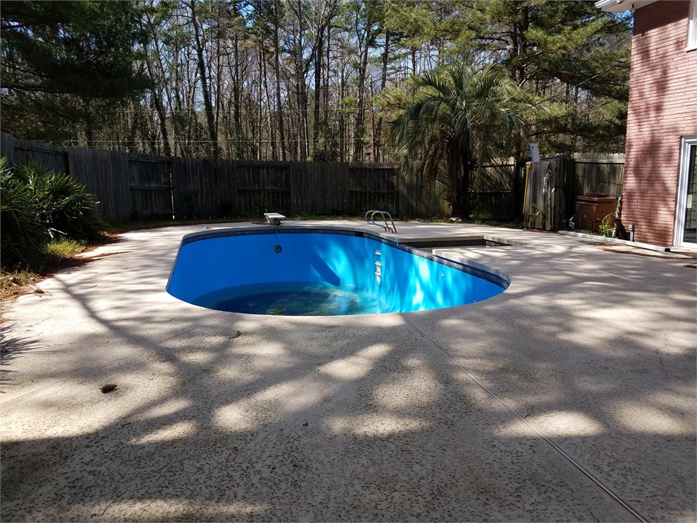 1421 S Hicks Cir Nw, Conyers, GA 30012-4224
