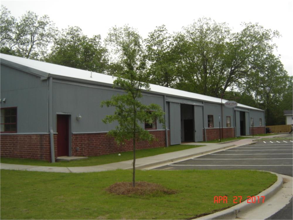 370 Park St #8, Madison, GA 30650-1315
