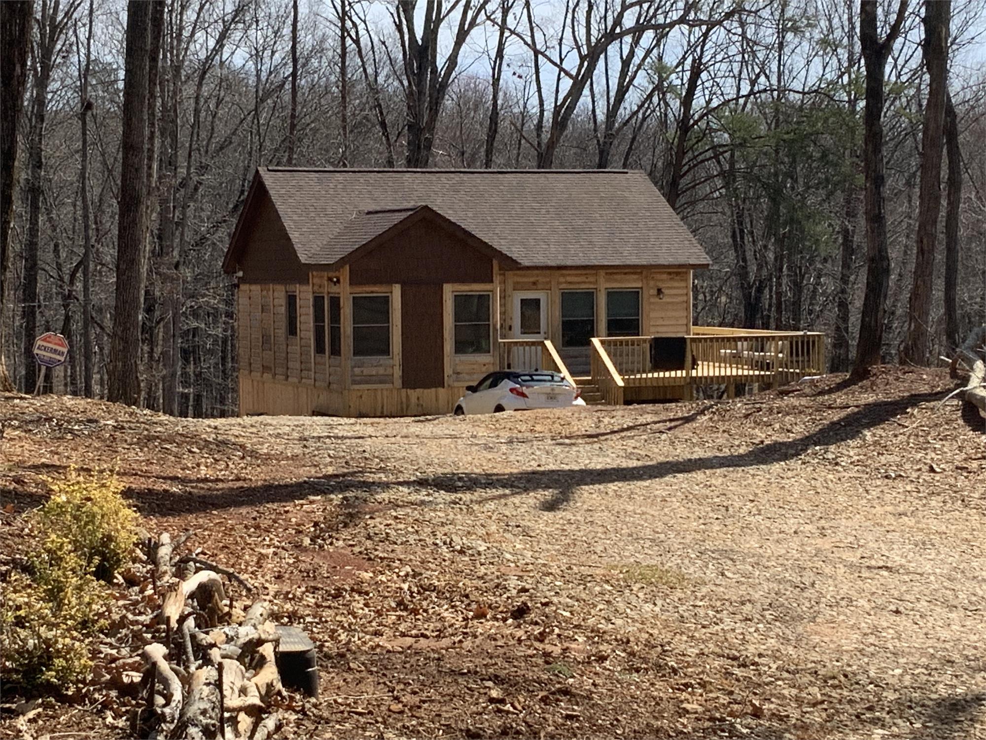 33 Spring Cove Rd, Jasper, GA 30143-4136