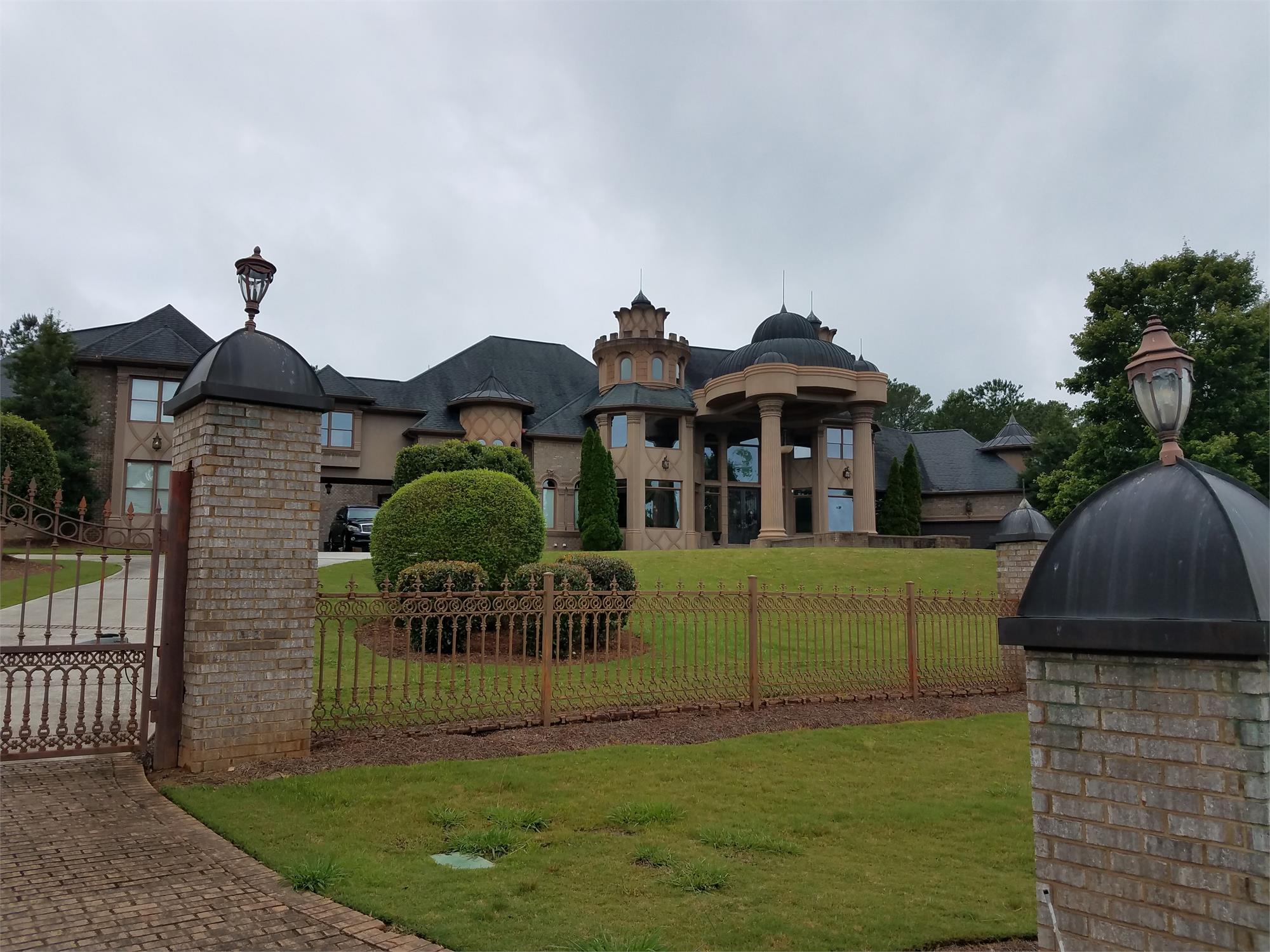2204 Victor Ct, Loganville, GA 30052-4743