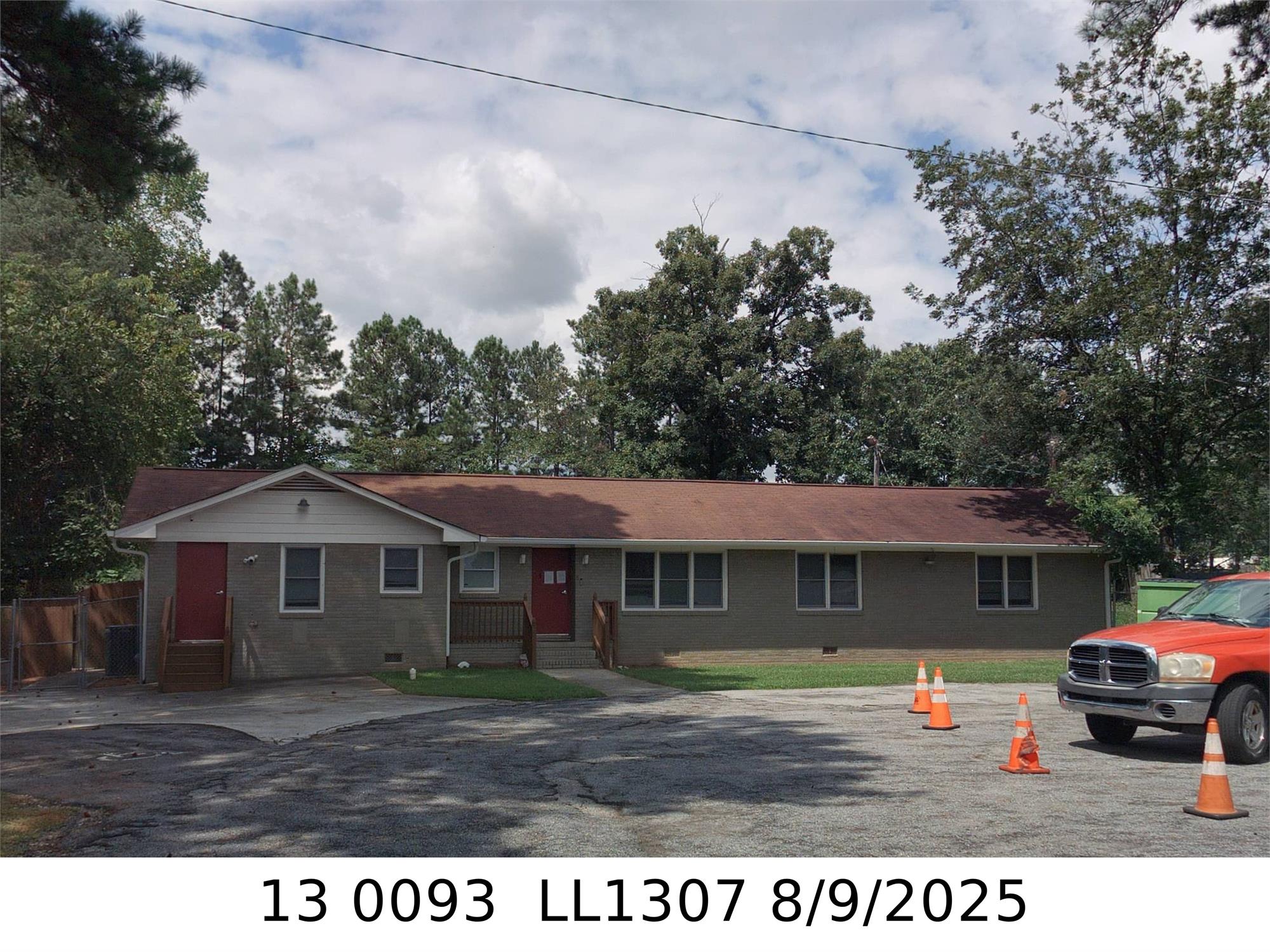 2561 Jerome Rd, Atlanta, GA 30349-3111