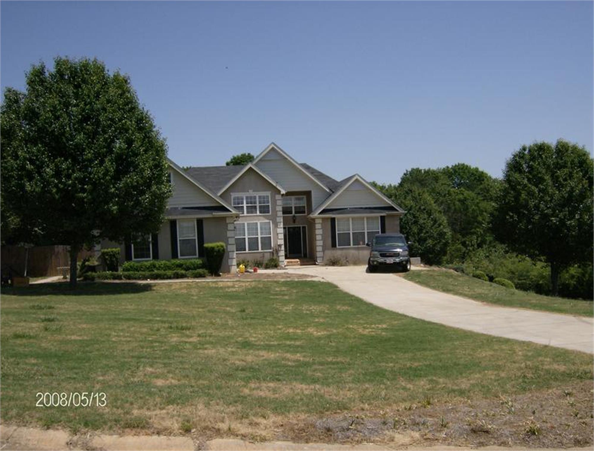 605 Pirklefield Dr, Covington, GA 30014-8574