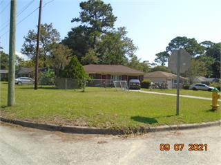 7014 Key St, Savannah, GA 31406-4022