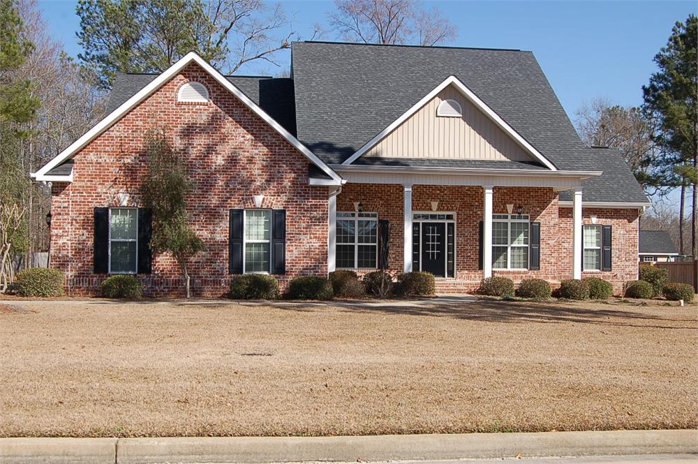 231 Southfield Ct, Bonaire, GA 31005-3538