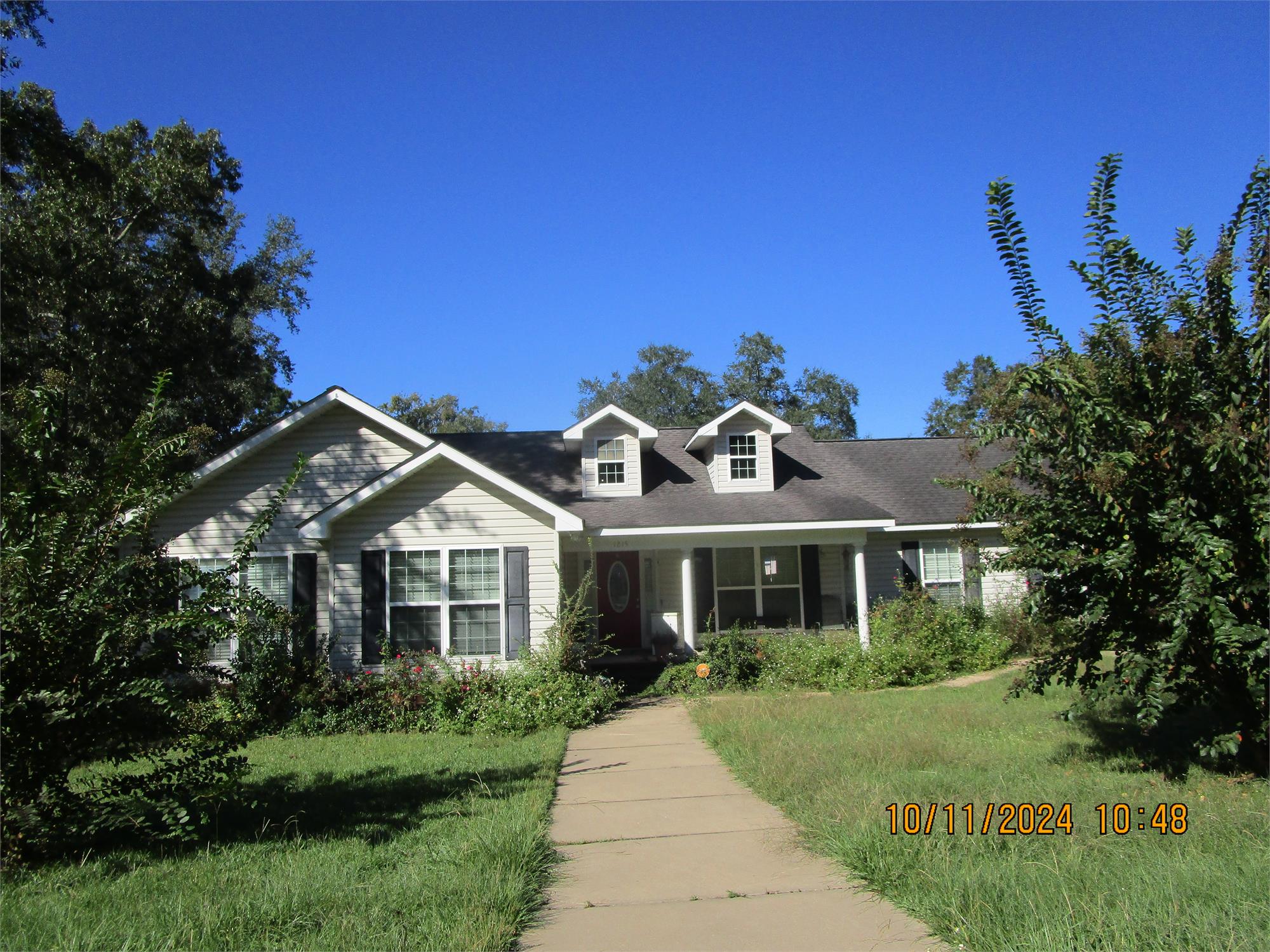 1215 Majestic Ave, Bainbridge, GA 39817-8379