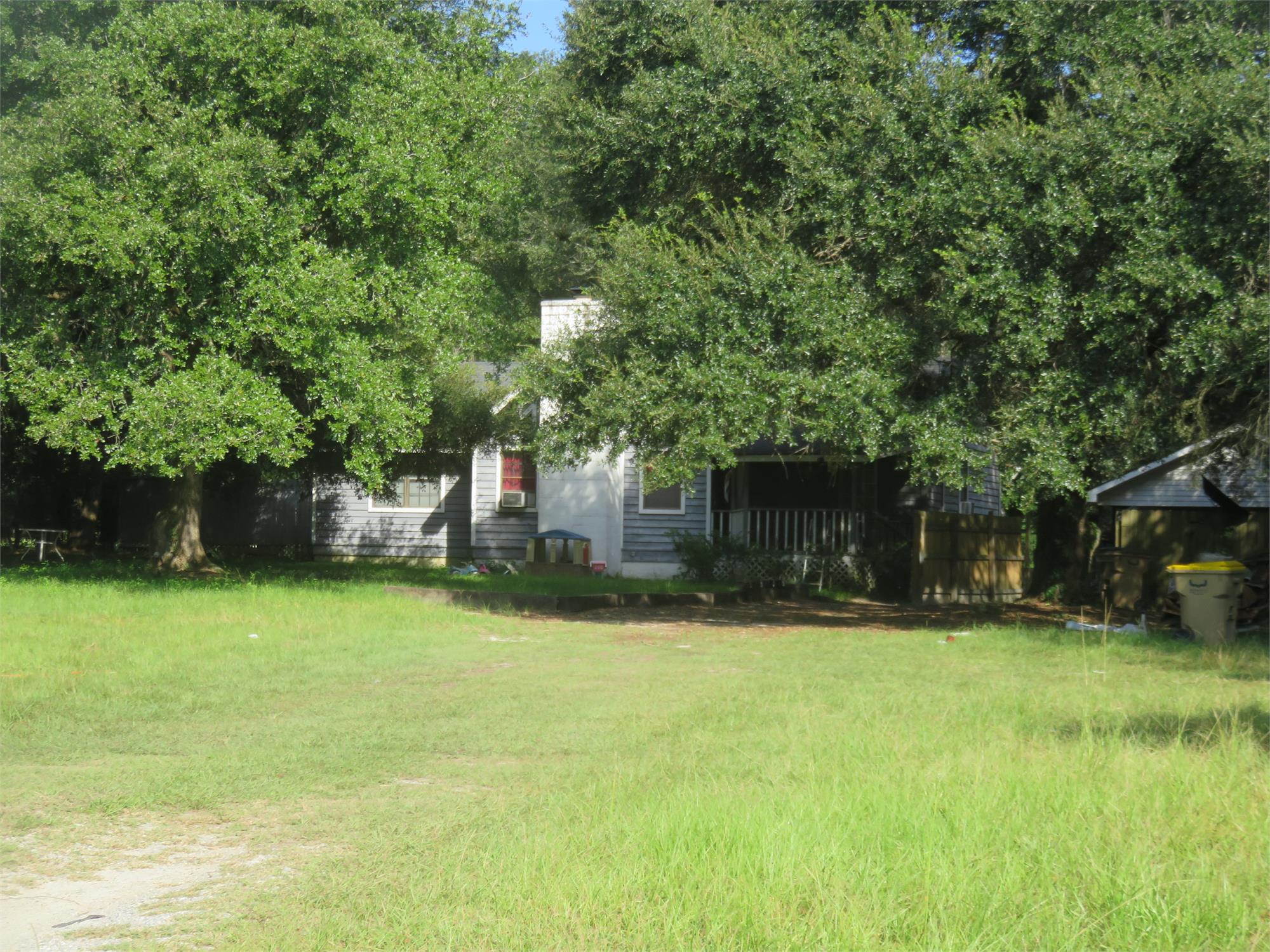 93 Greenbriar Trl, Ellabell, GA 31308-4749