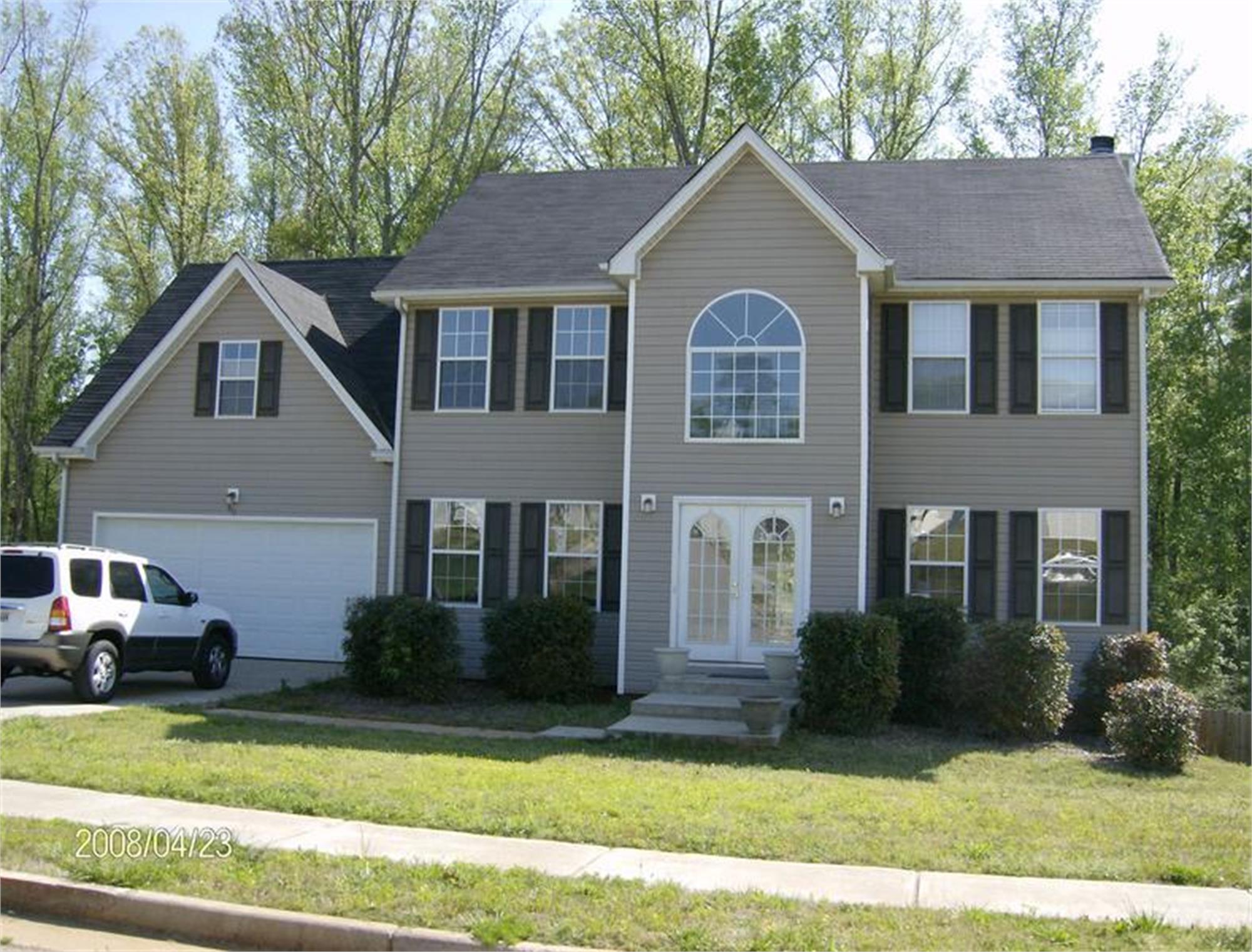 611 Michael Cir, Monroe, GA 30655-8470