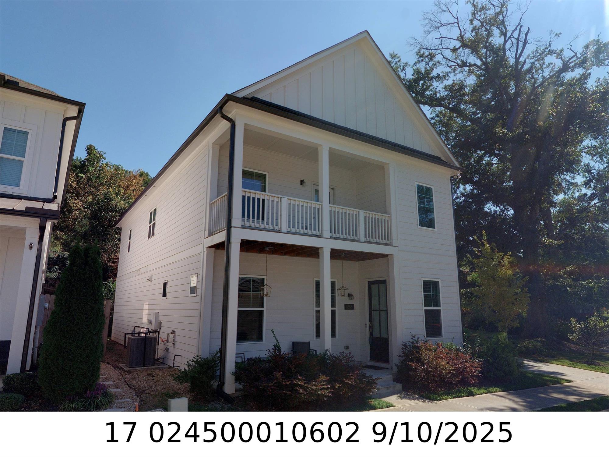 1855 Commons Pl, Atlanta, GA 30318-2081