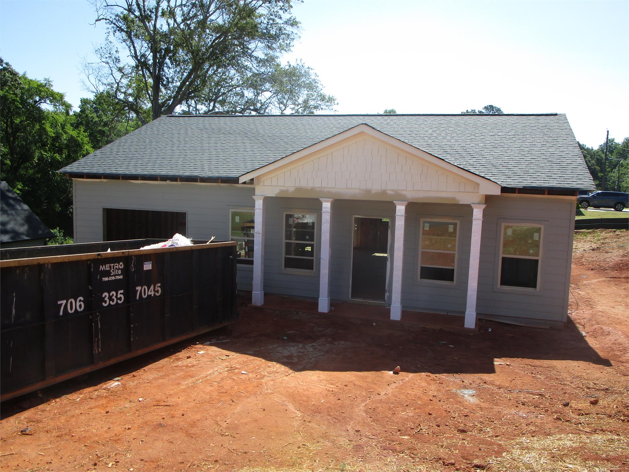 18 Julious Dr, Toccoa, GA 30577-7137