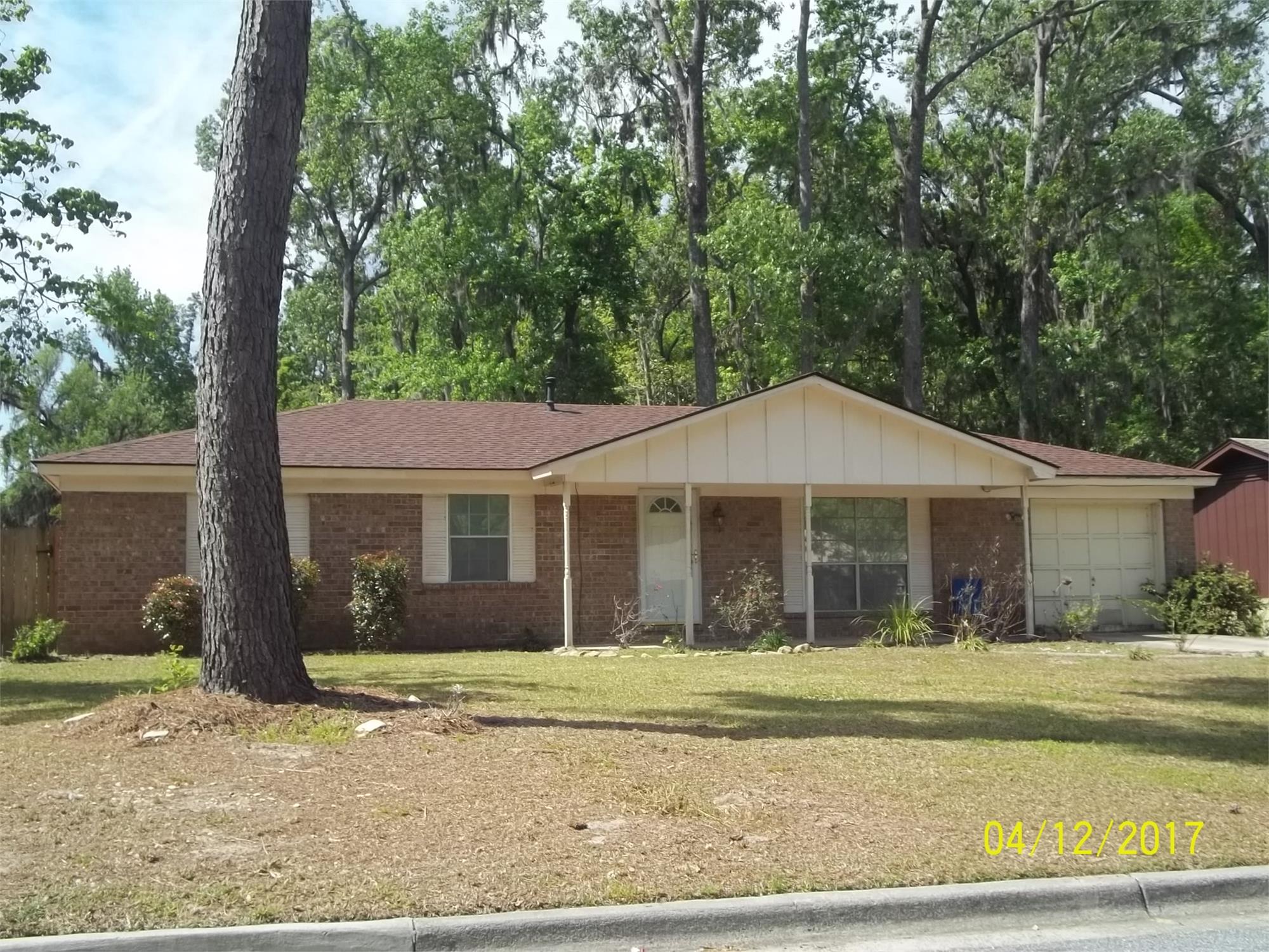 31 E Welwood Dr, Savannah, GA 31419-3029