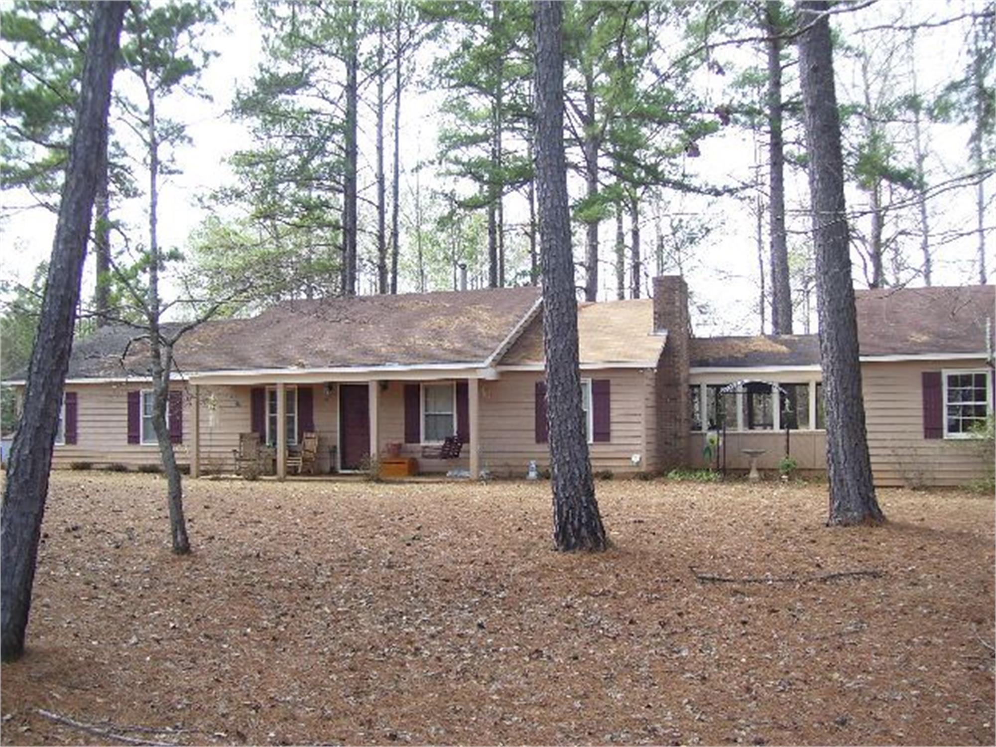 4936 Wallace Rd, Pine Mountain, GA 31822-5311