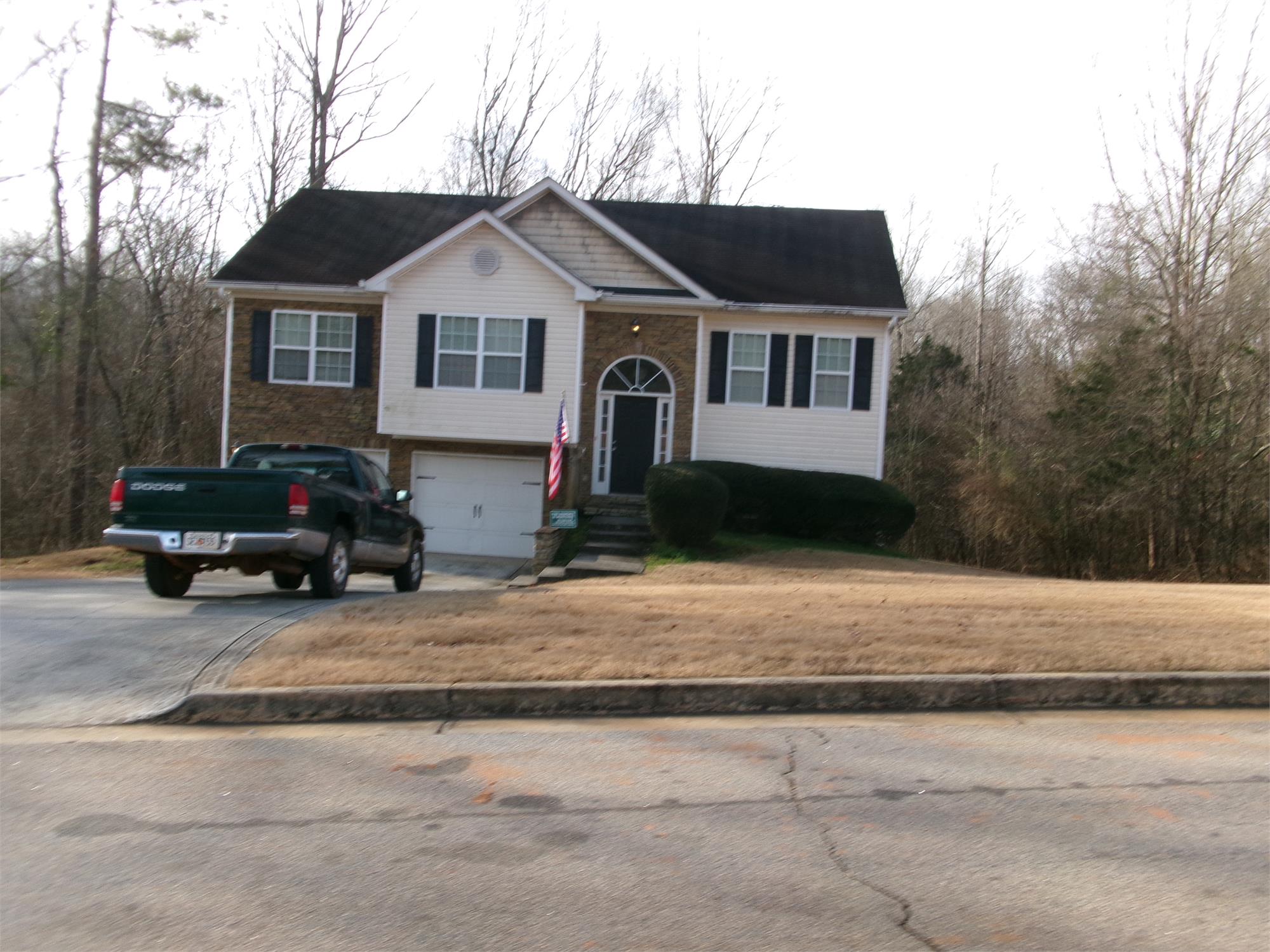 245 Lamar Ln, Covington, GA 30016-6698