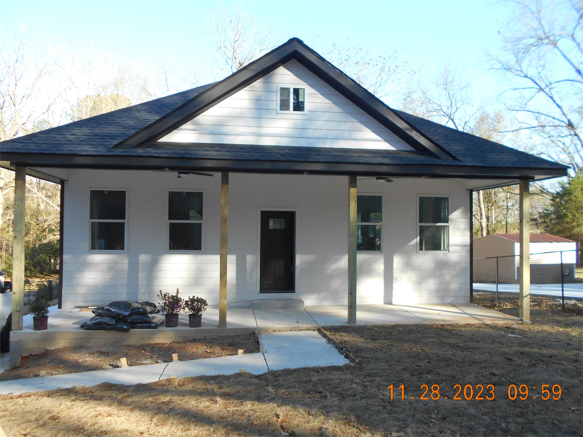 509 W Main St, Hogansville, GA 30230-1034