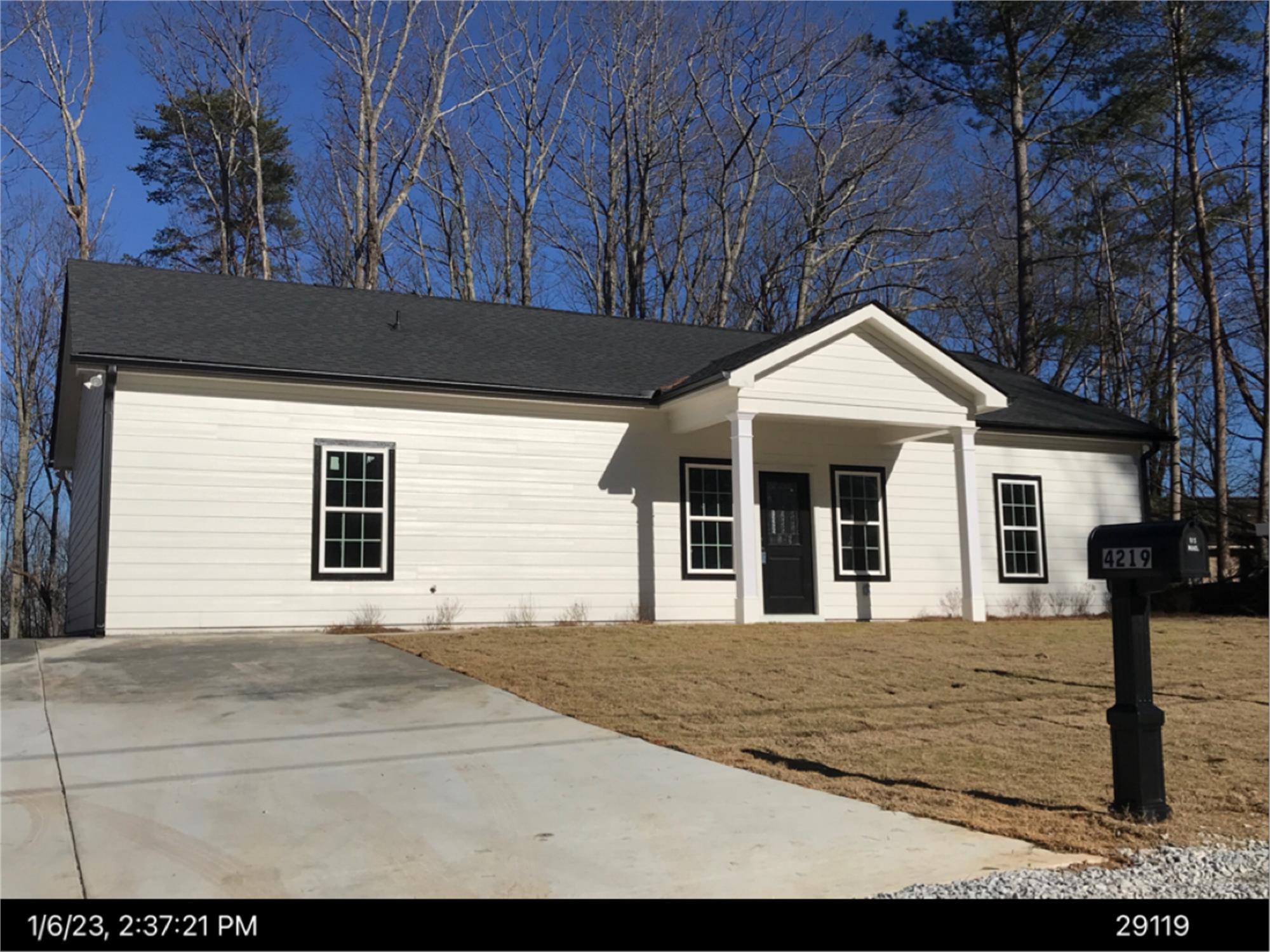 4219 Wildflower Dr, Gainesville, GA 30506-2628