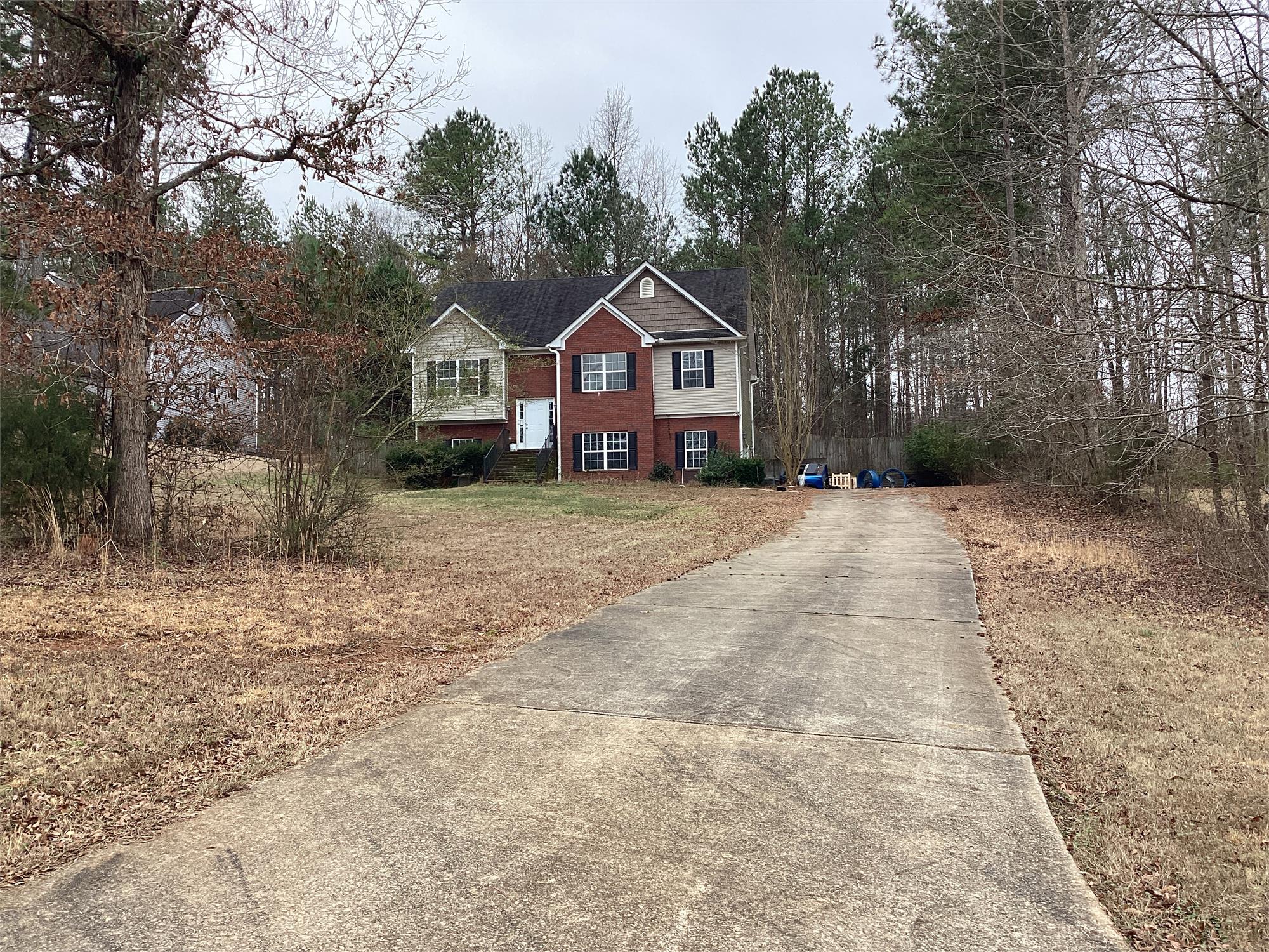35 Windy Ct, Covington, GA 30016-8563