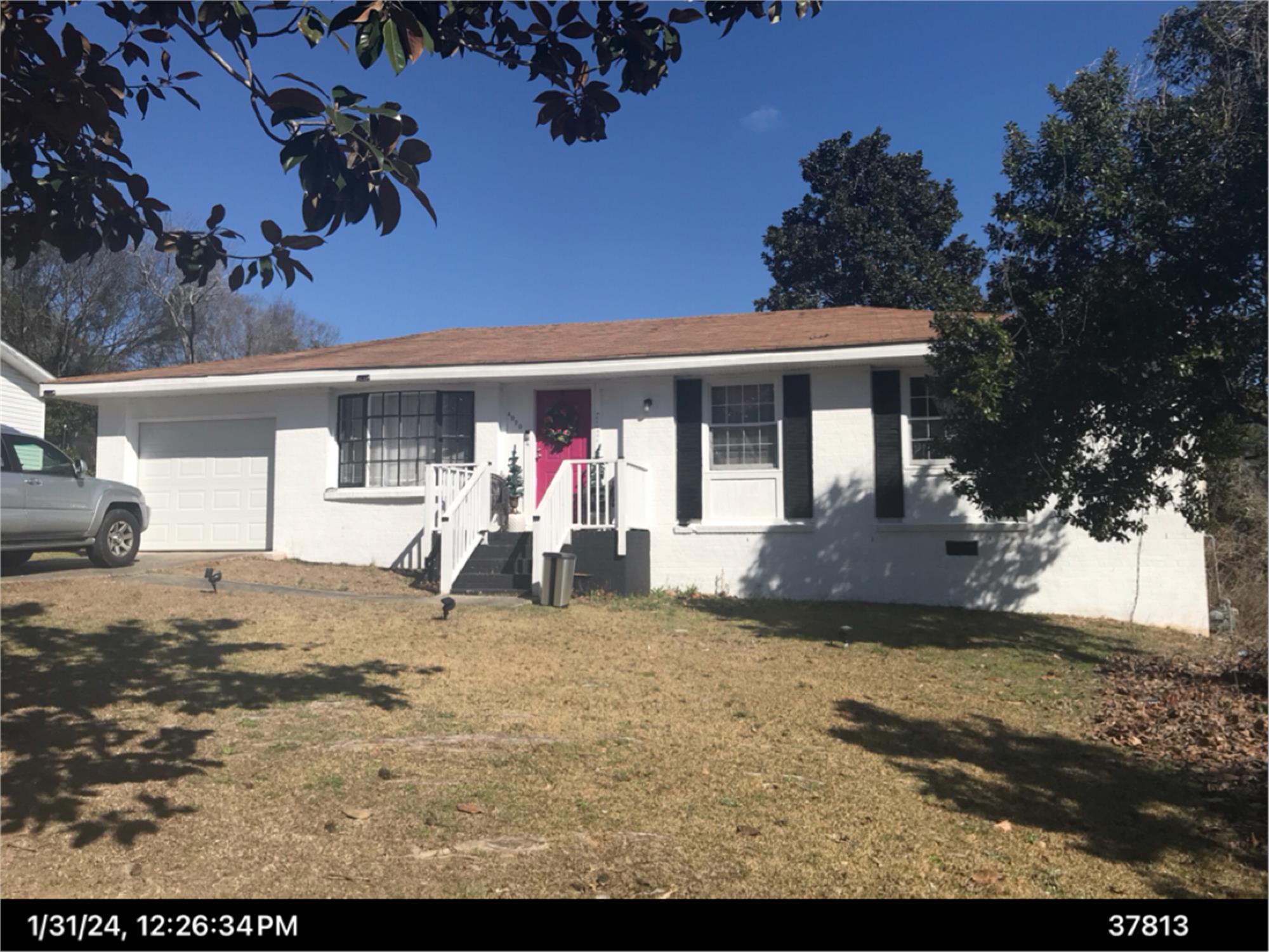 4090 W Oak Dr, Macon, GA 31210-5619