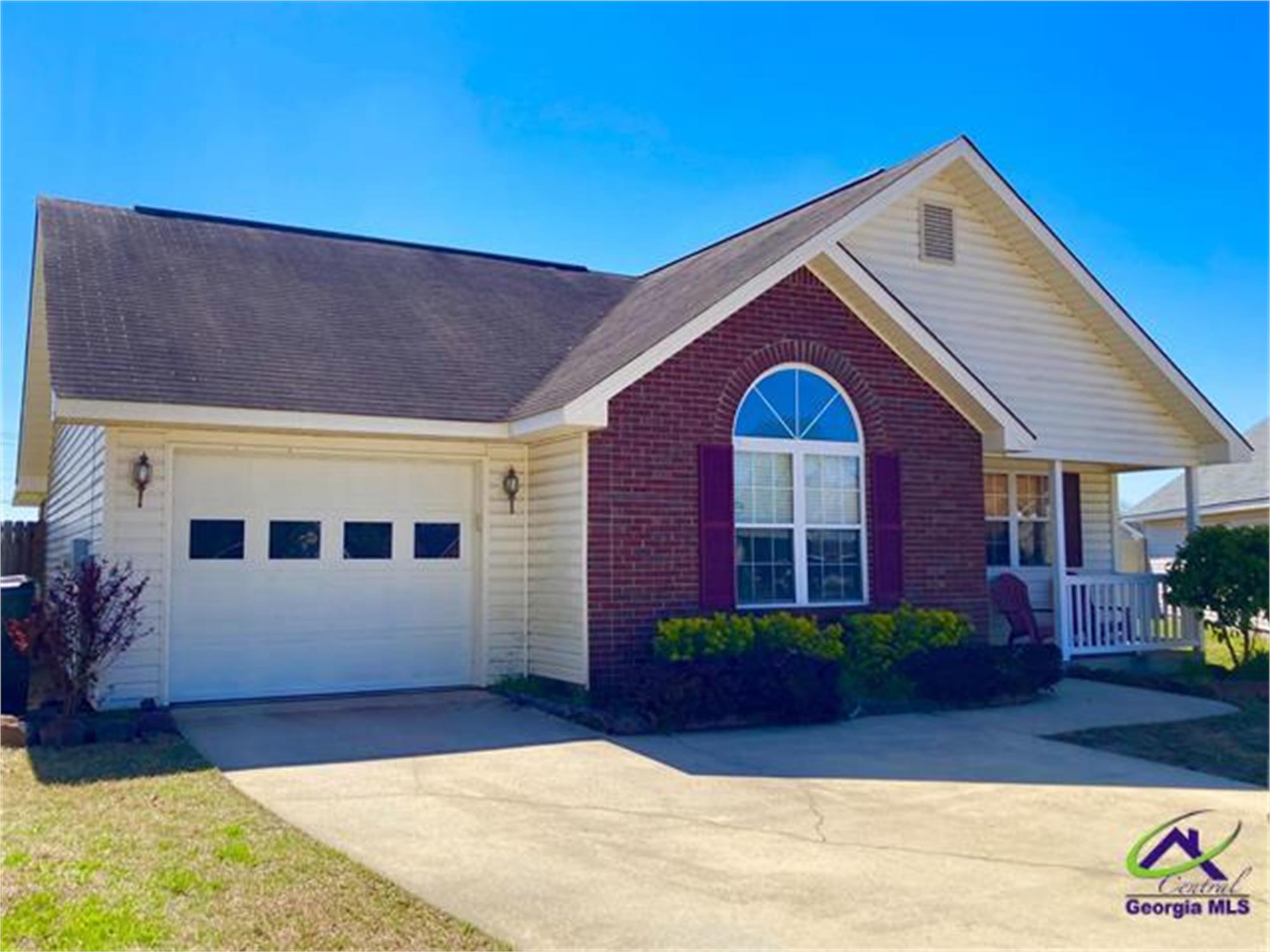 215 Deer Track Ct, Warner Robins, GA 31088-2796