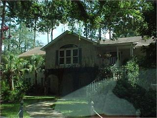 225 West Point Dr, St Simons Island, GA 31522-9787