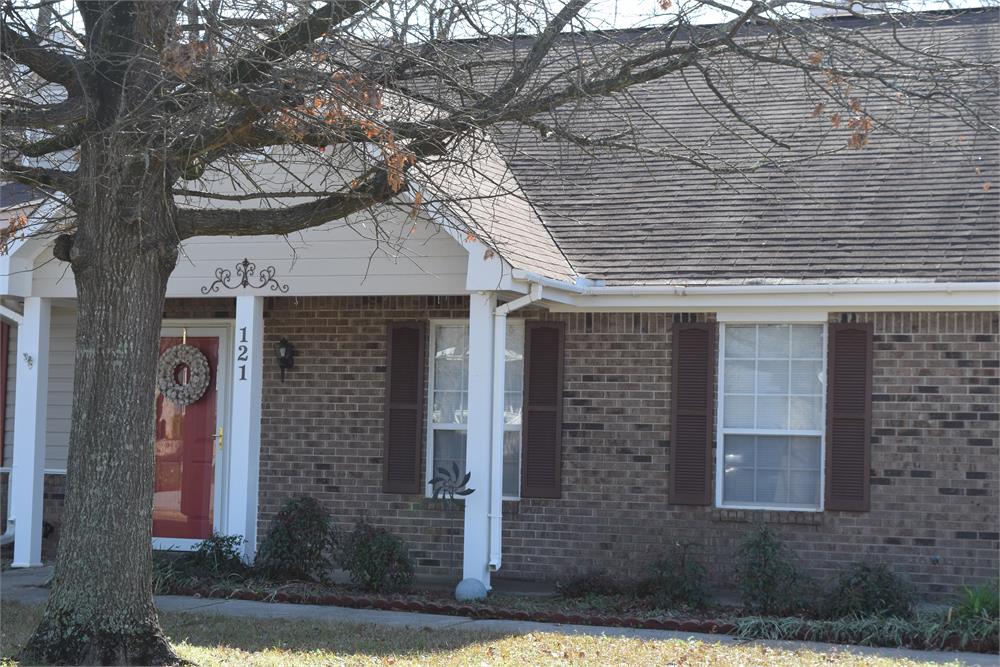 121 Saddlehorn Dr, Warner Robins, GA 31088-6313