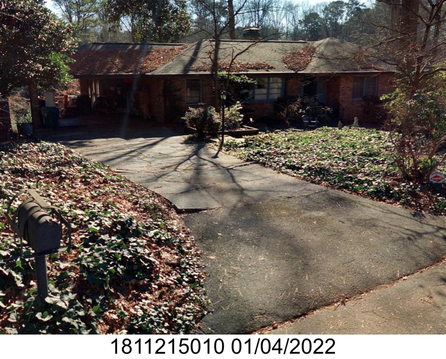 2107 Trailmark Dr, Decatur, GA 30033-1933