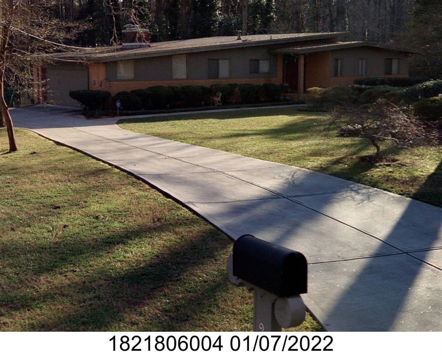 2165 Skytop Dr, Stone Mountain, GA 30087-1528