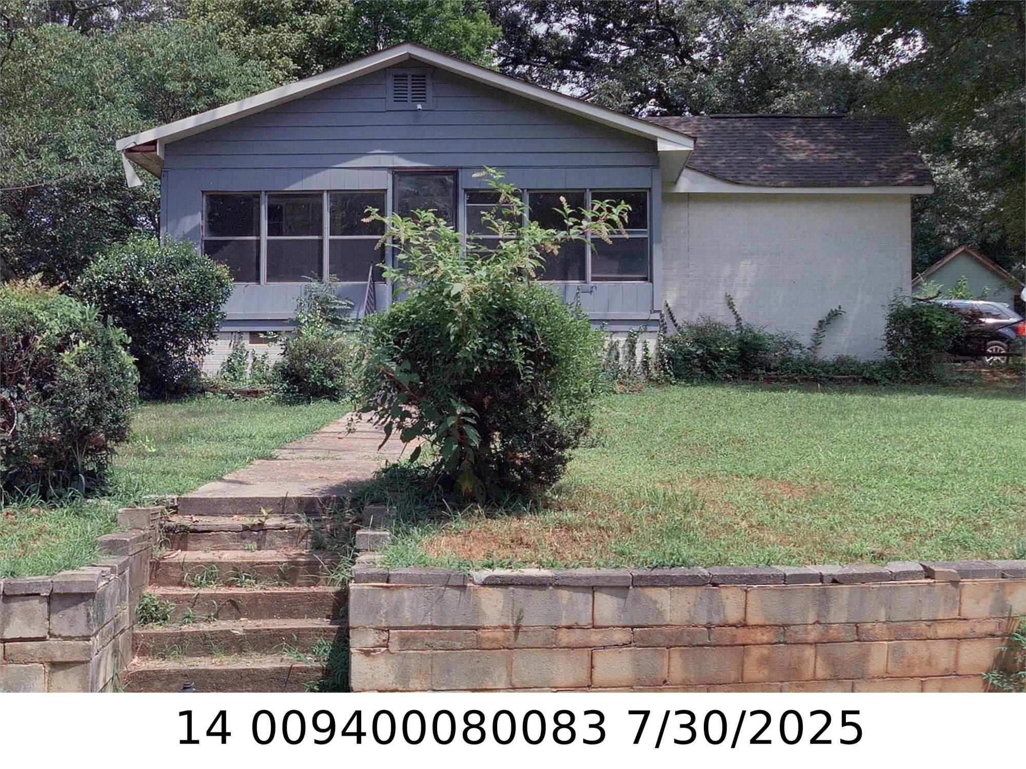 465 Oak Dr, Atlanta, GA 30354-1228
