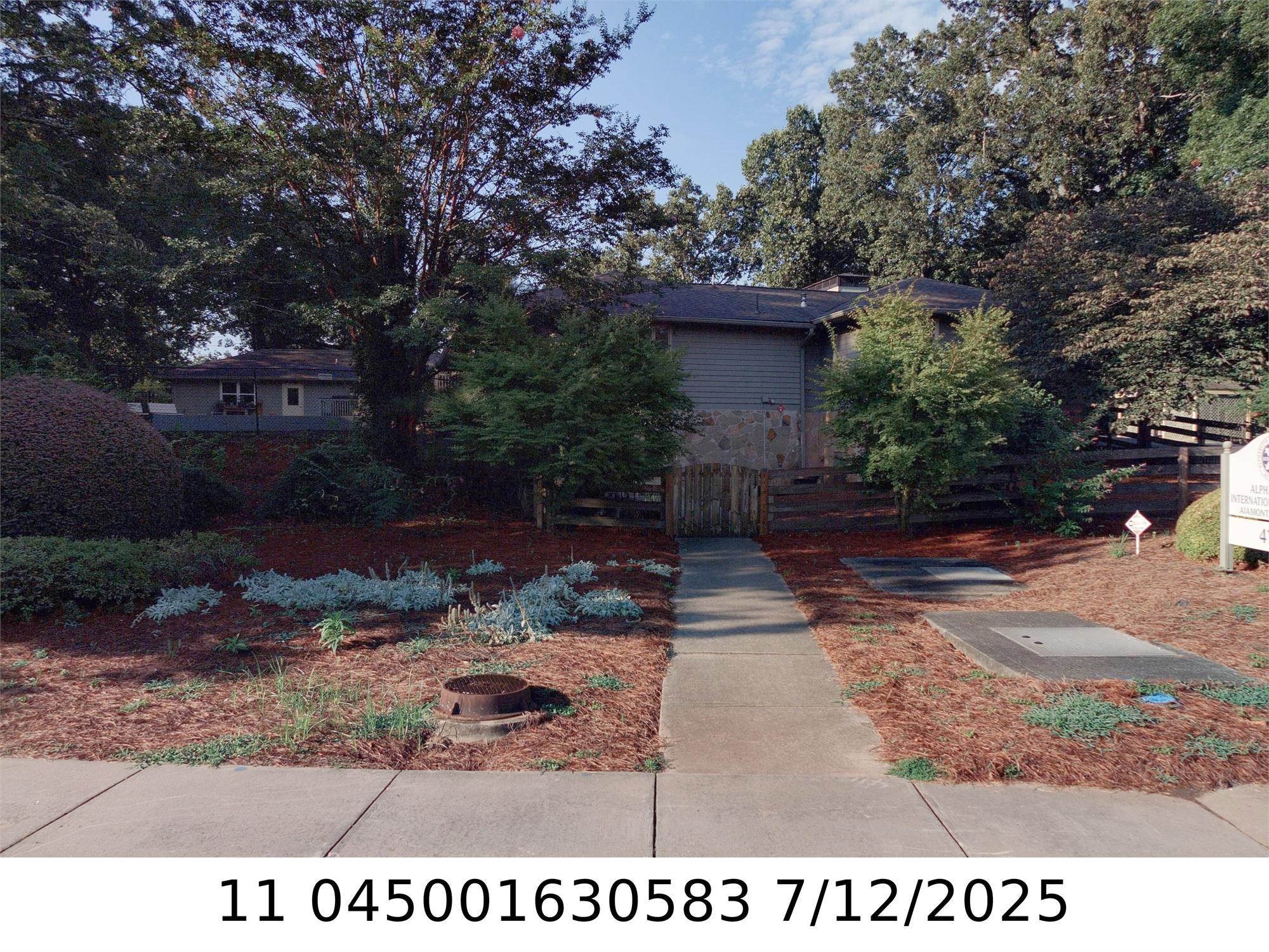 4773 Webb Bridge Rd, Alpharetta, GA 30005-4485