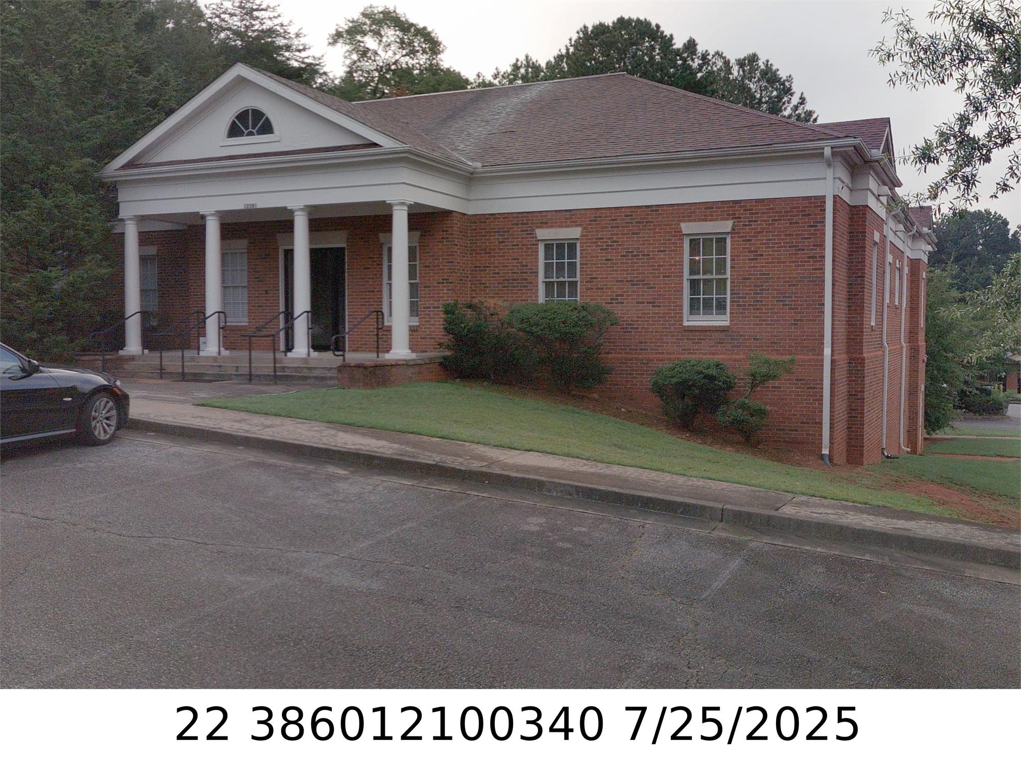 12389 Crabapple Rd, Alpharetta, GA 30004-6328
