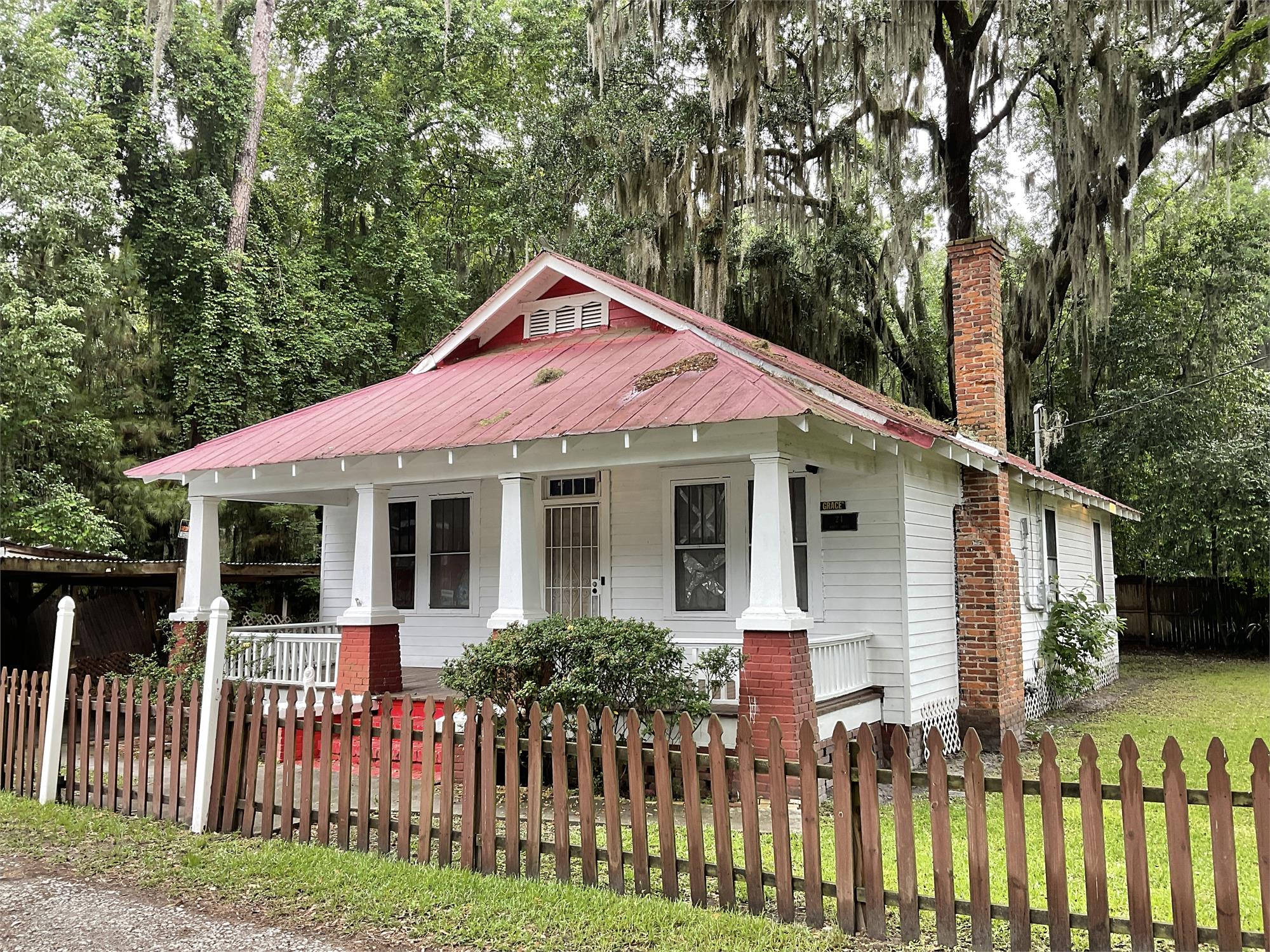 24 Waite Dr, Savannah, GA 31406-5231