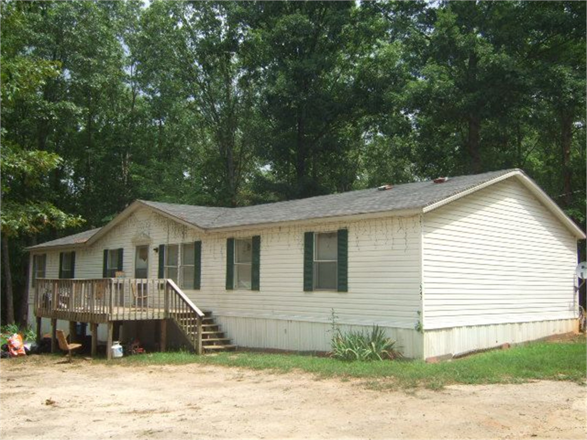 2243 Nancy Hart School Rd, Hartwell, GA 30643-5669