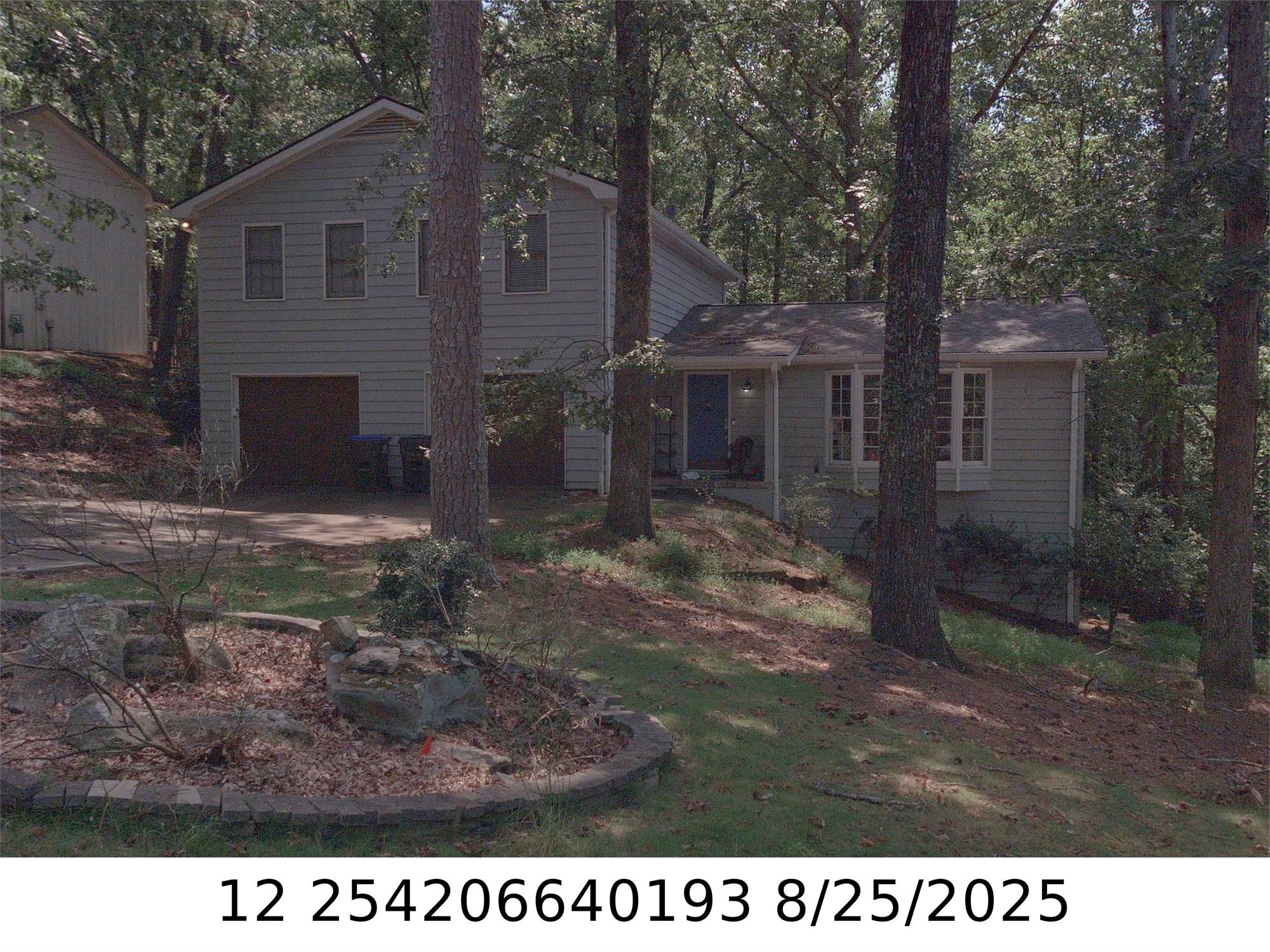 2040 Six Branches Dr, Roswell, GA 30076-3029