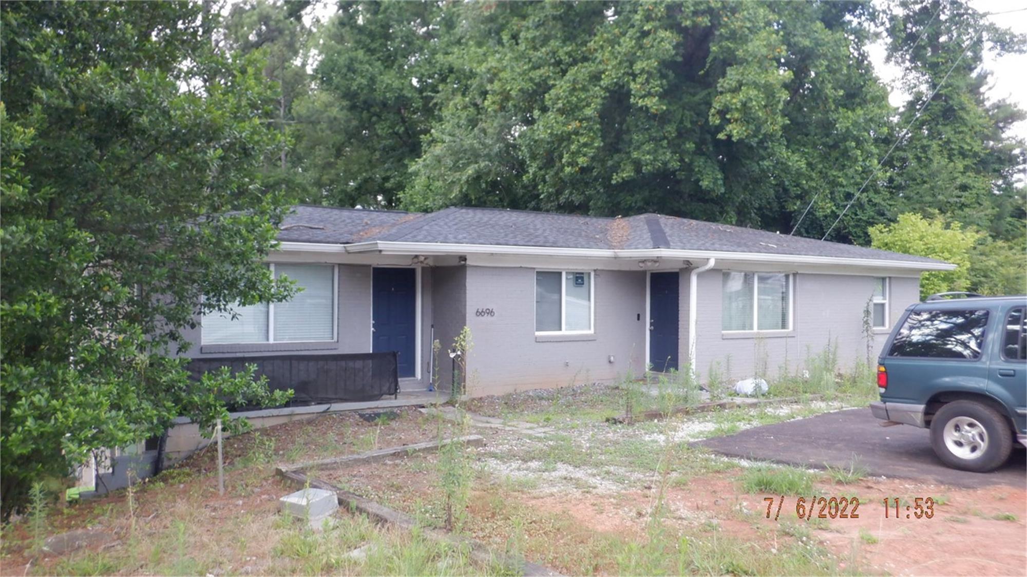 6696 Mableton Pkwy Se, Mableton, GA 30126-5312