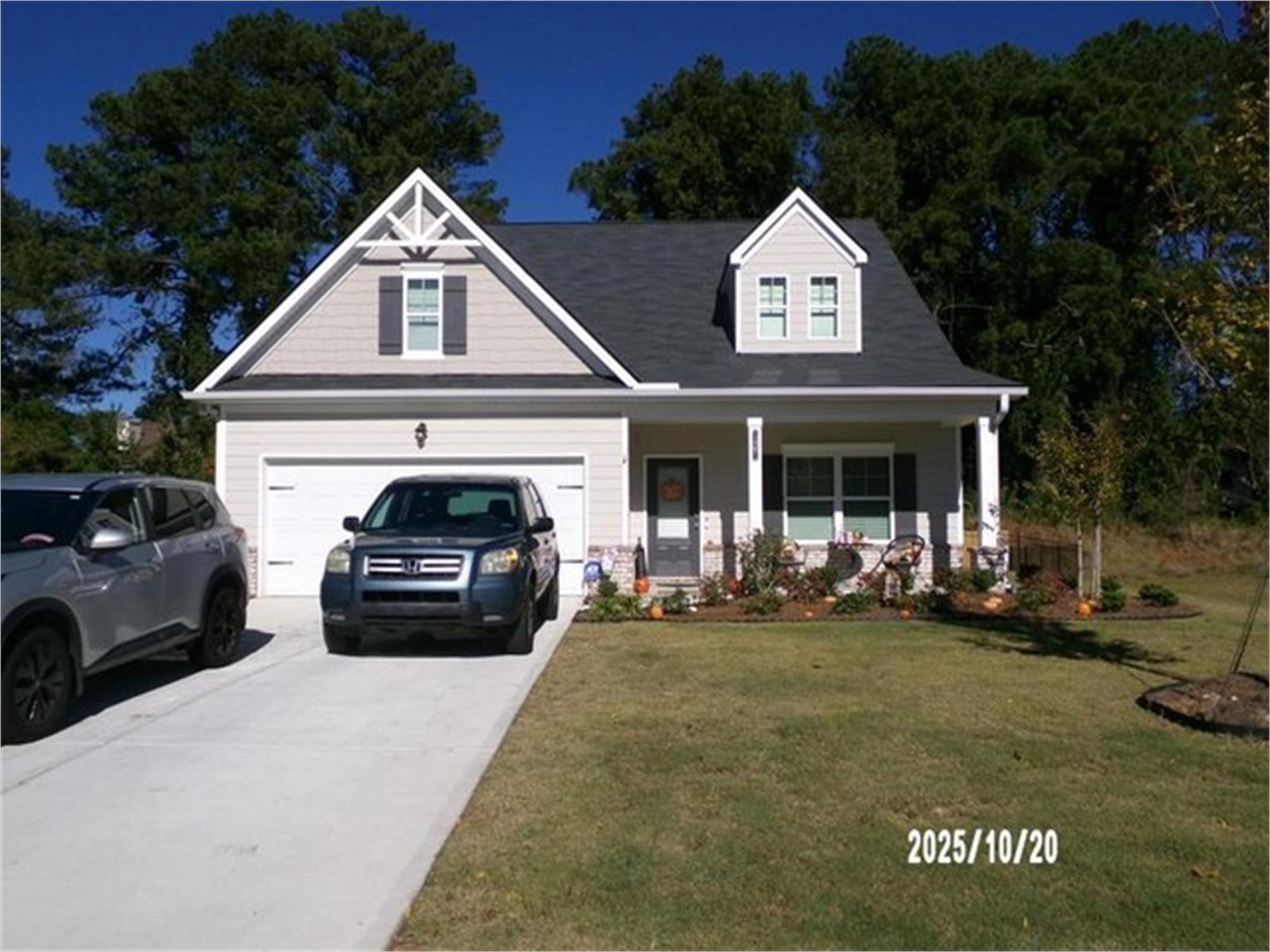 1461 Stephens Vw Dr, Loganville, GA 30052-6070