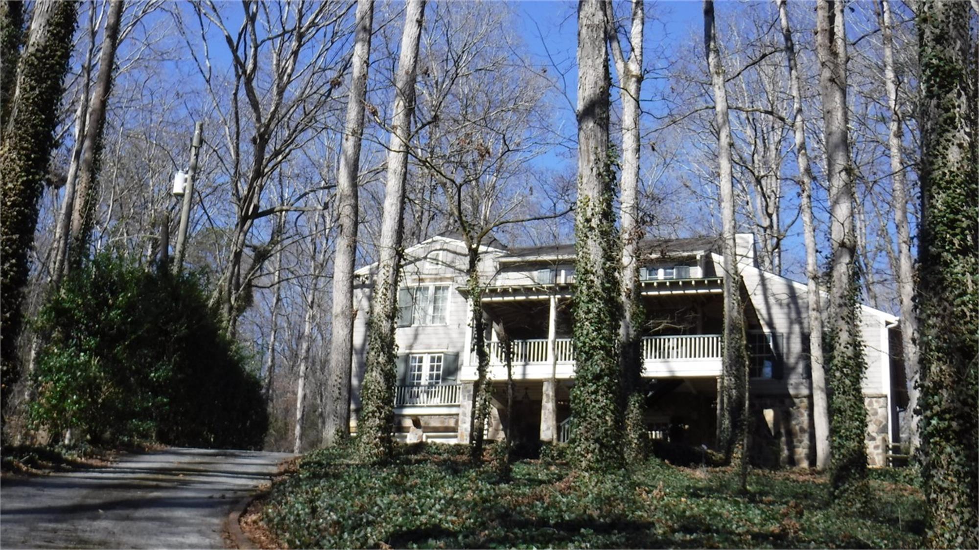 520 Pine Valley Rd Se, Marietta, GA 30067-4828