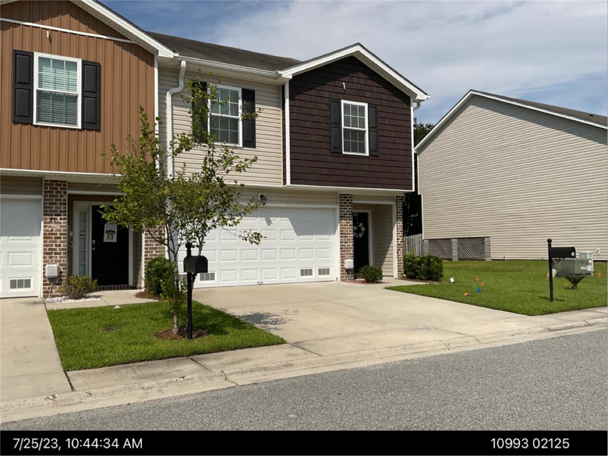 19 Abaco Ct, Savannah, GA 31419-7207