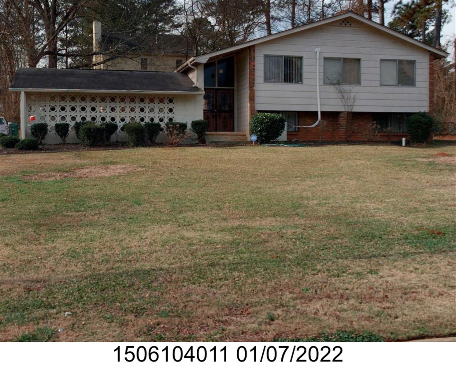 3807 Flakes Mill Rd, Decatur, GA 30034-5705