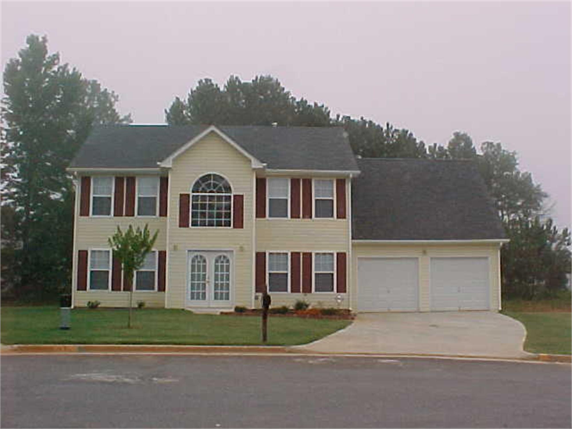 4518 Score Ct, Snellville, GA 30039-7712
