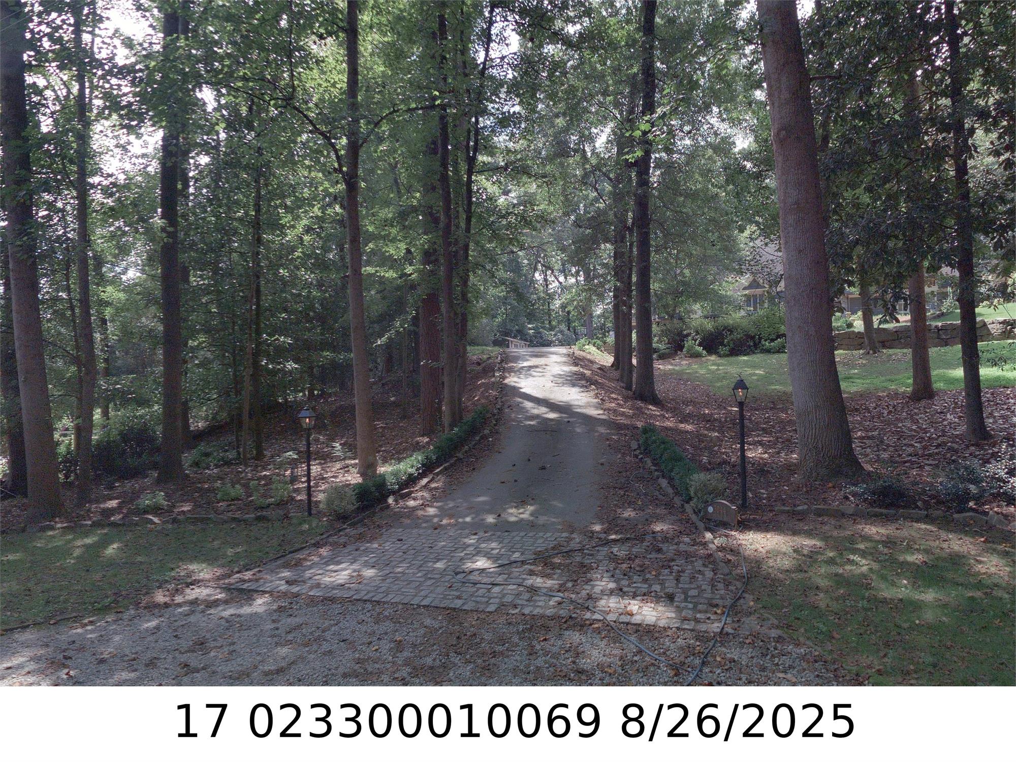 3044 Plymstock Ln Nw, Atlanta, GA 30327-2006