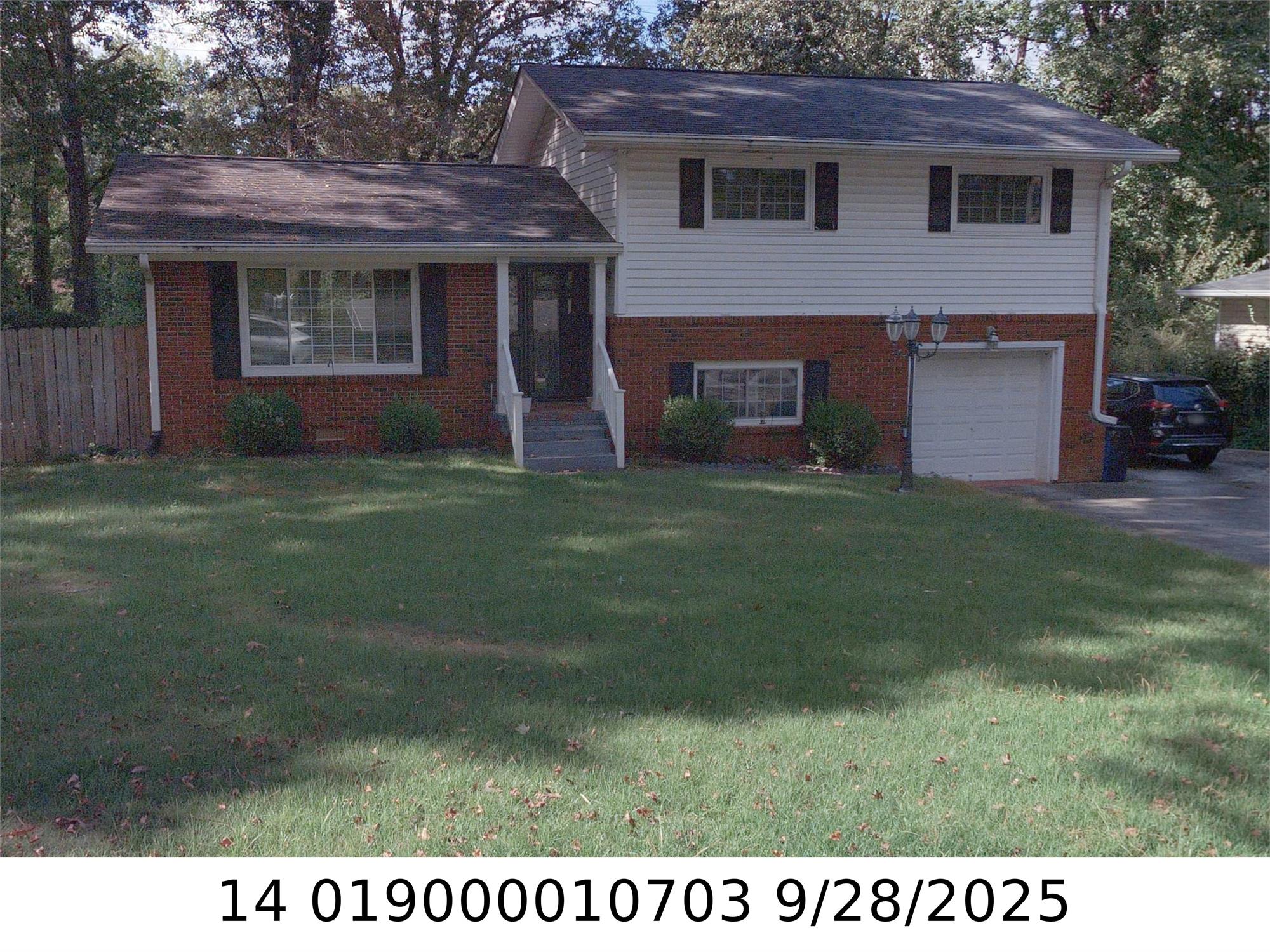 3033 Mckenzie Rd, Atlanta, GA 30344-5406