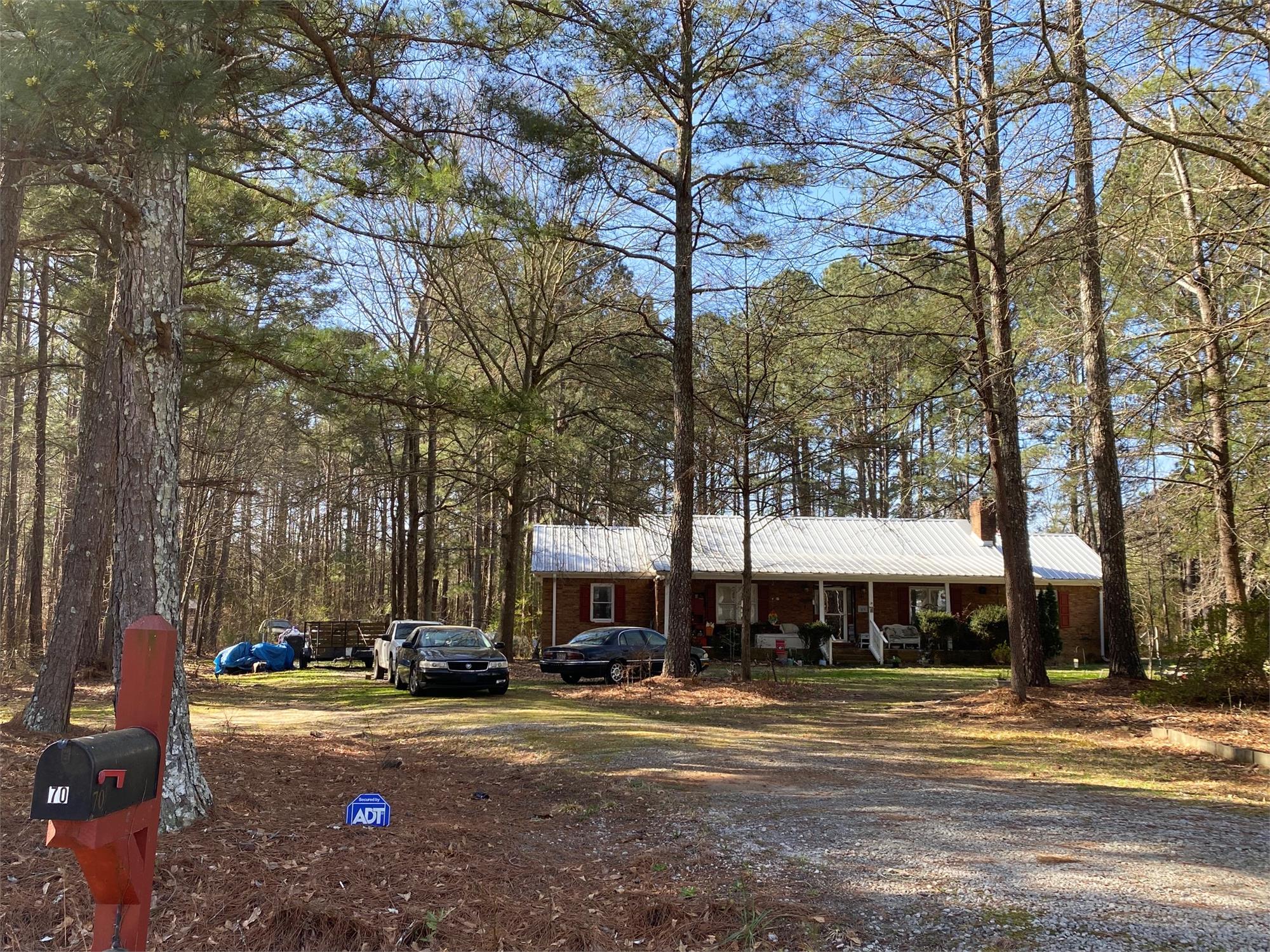 70 Starr Dial Rd, Oxford, GA 30054-4201