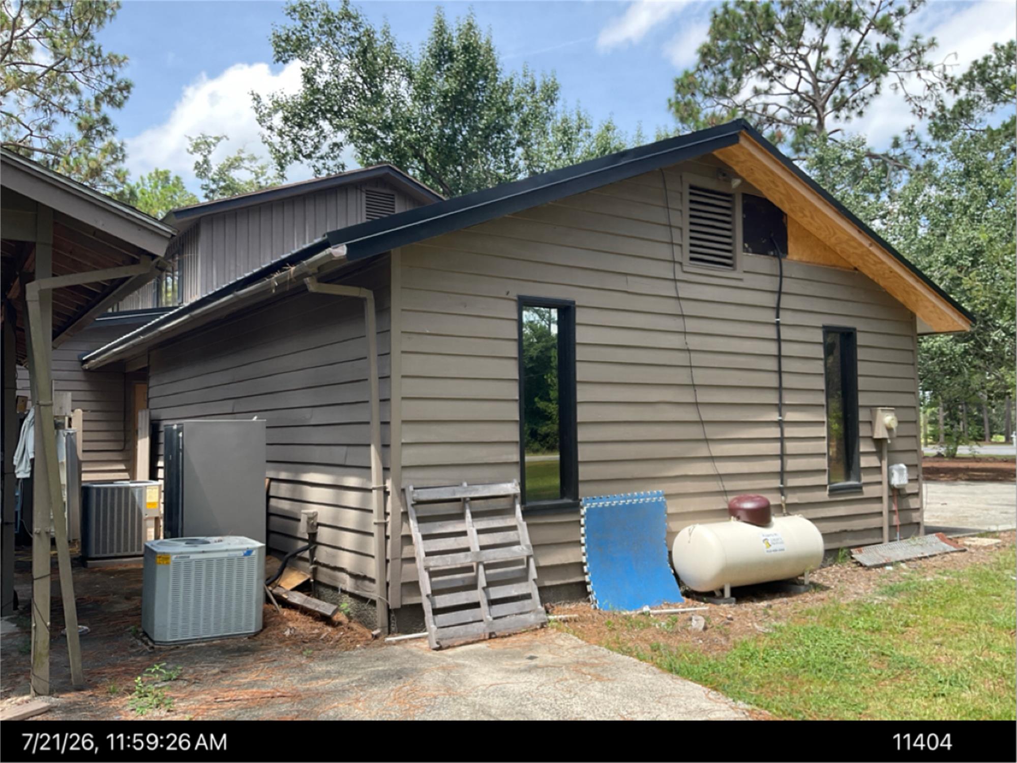 2 Birdie Dr, Jesup, GA 31546-2130