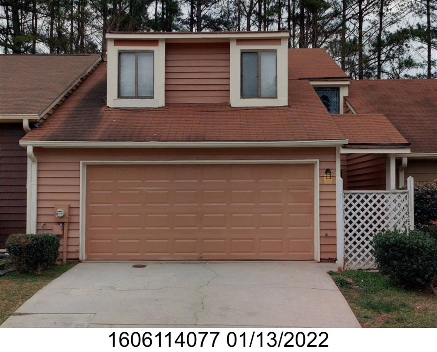 1608 Burnstone Dr, Stone Mountain, GA 30088-3445