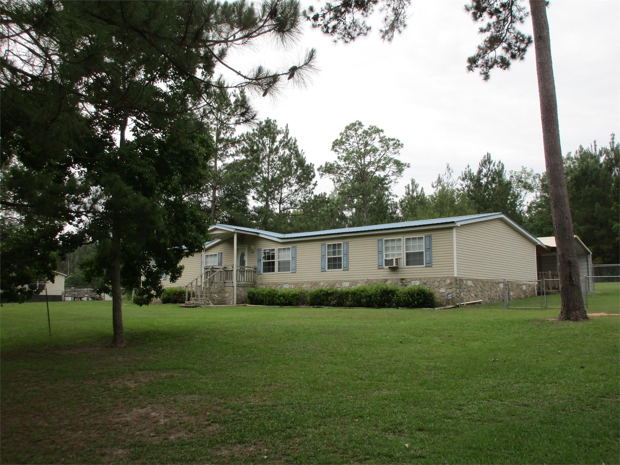 5168 Kinderlou Clyattville Rd, Valdosta, GA 31601-1795