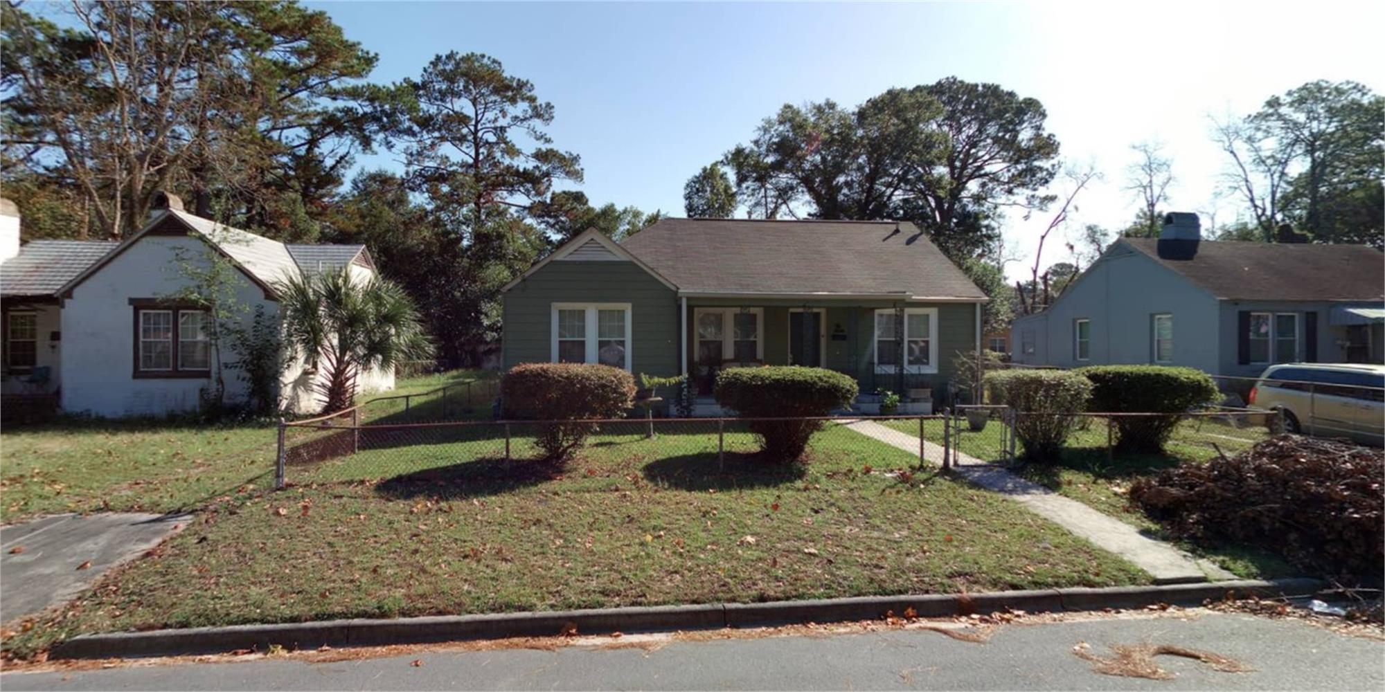 110 Palm Ave, Savannah, GA 31404-3550