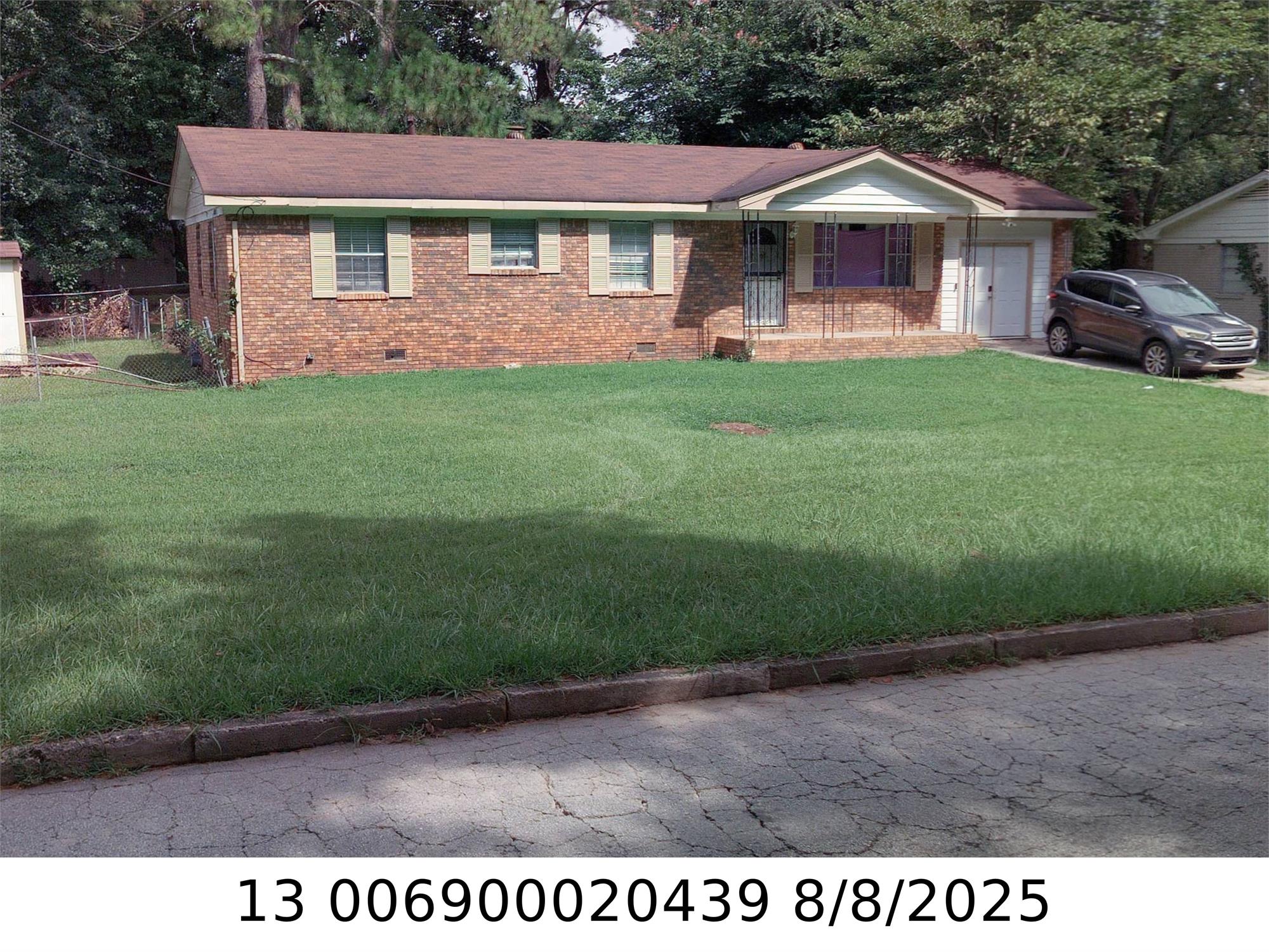 5380 Scofield Rd, Atlanta, GA 30349-3350